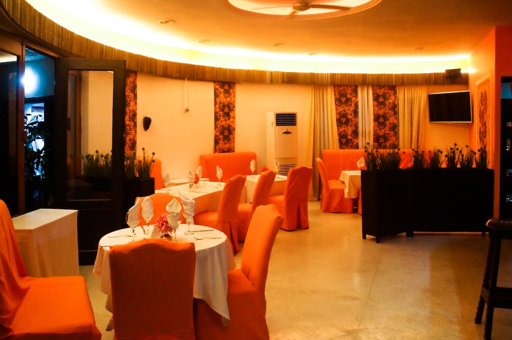 Hotel Le Marly