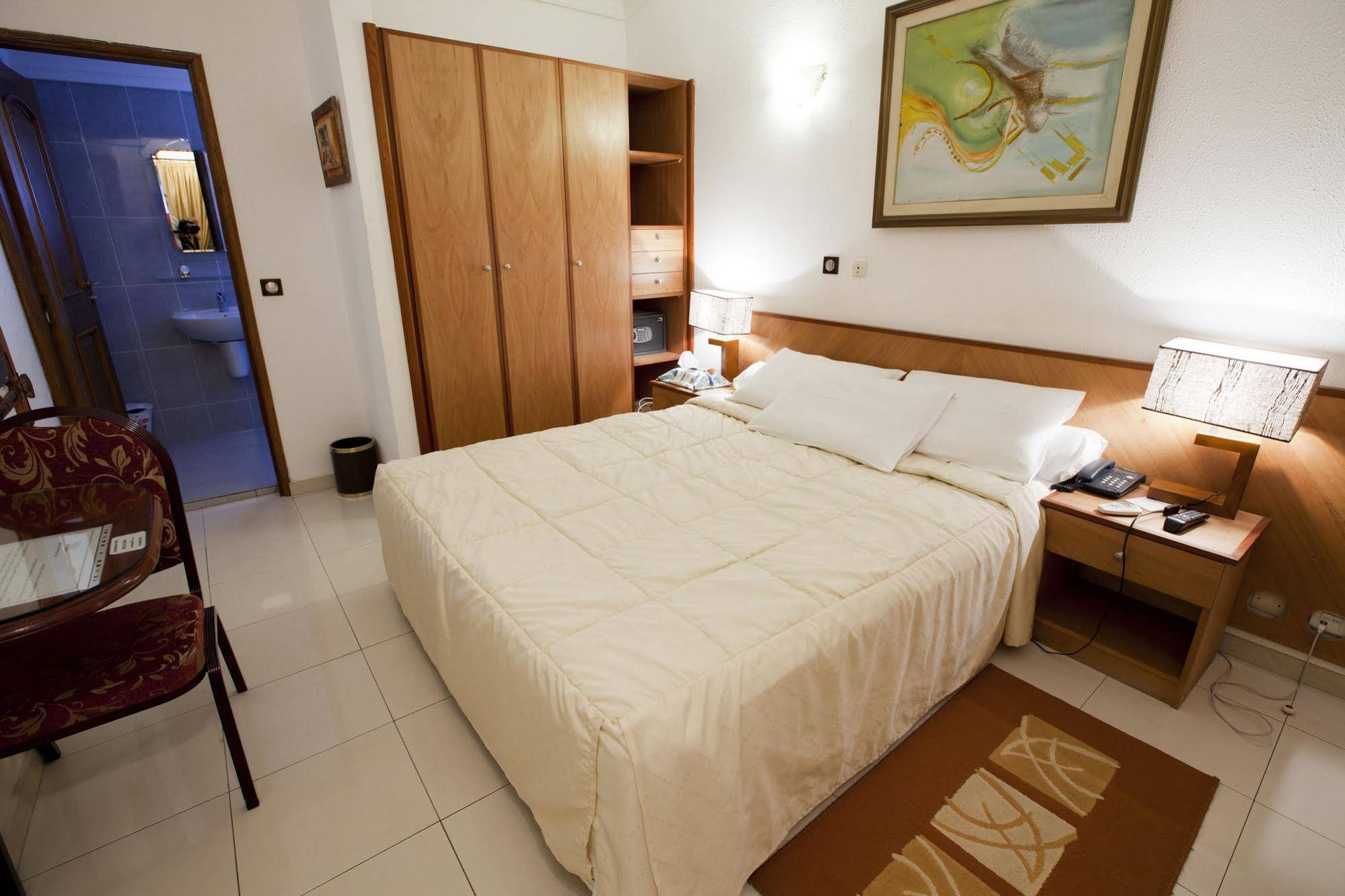 Les Residences Dippoka