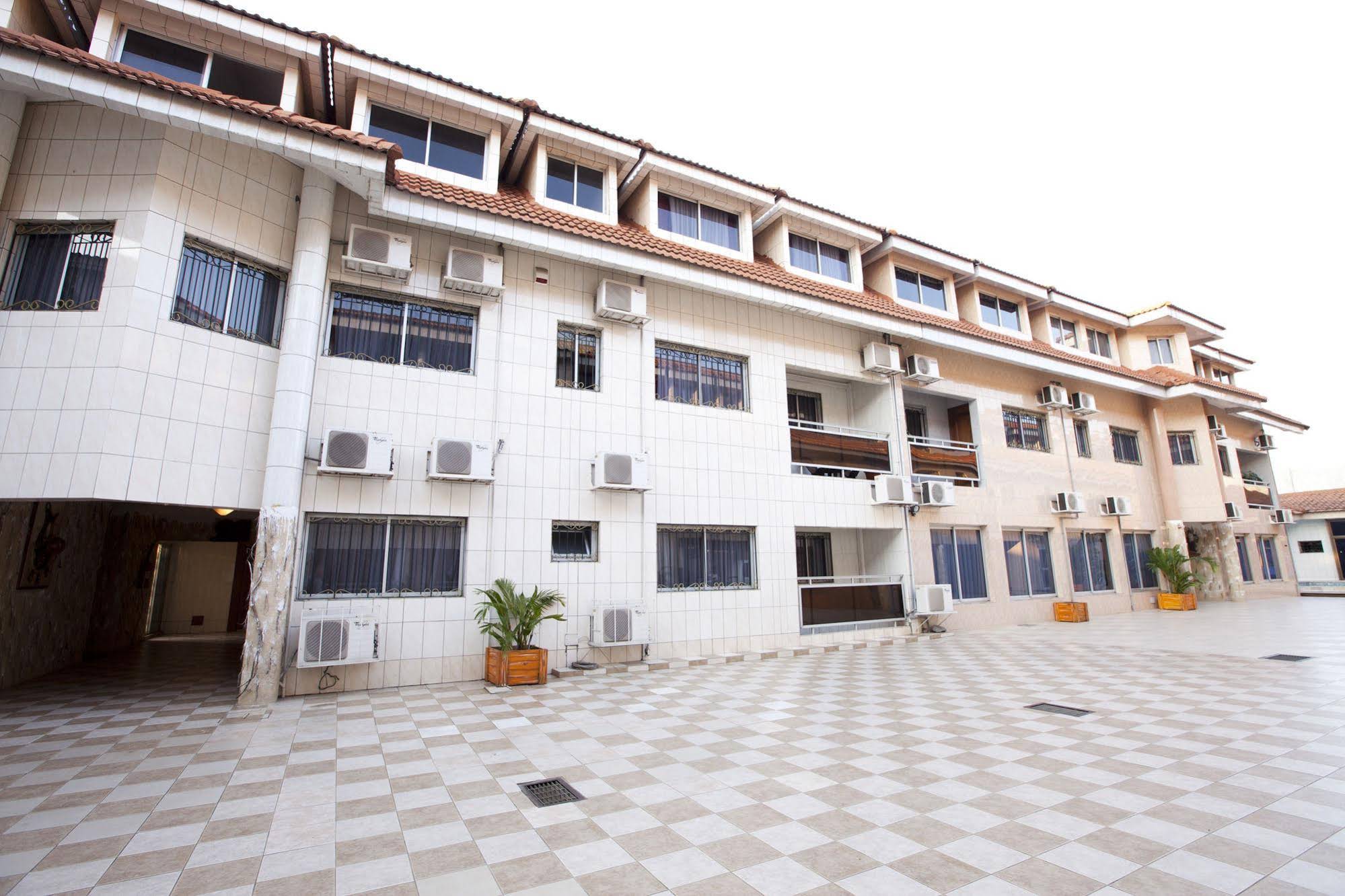 Les Residences Dippoka