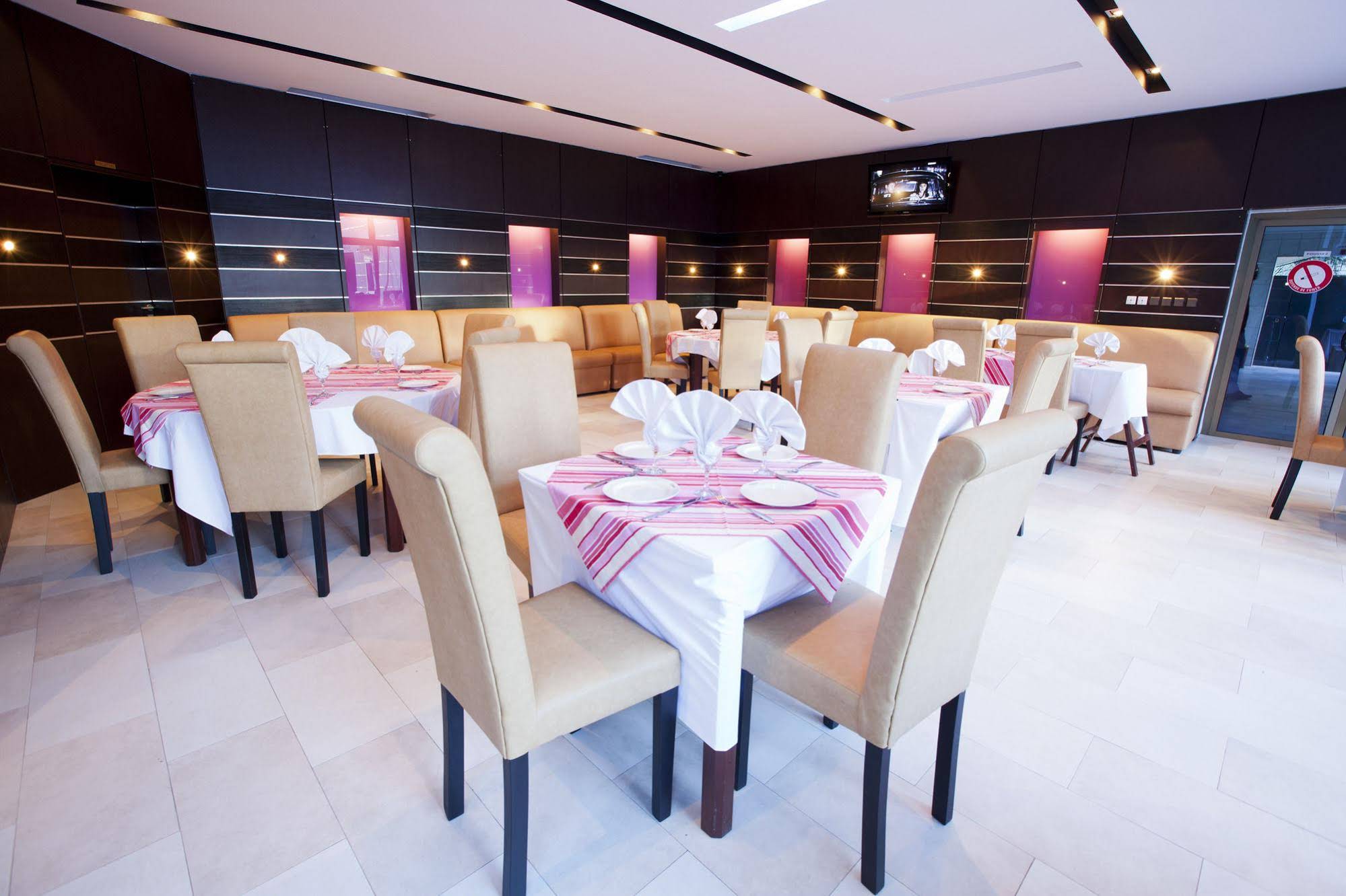 Les Residences Dippoka