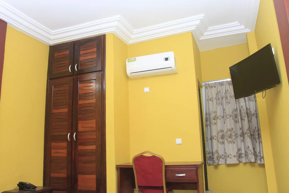 Residence Hotel Phivare