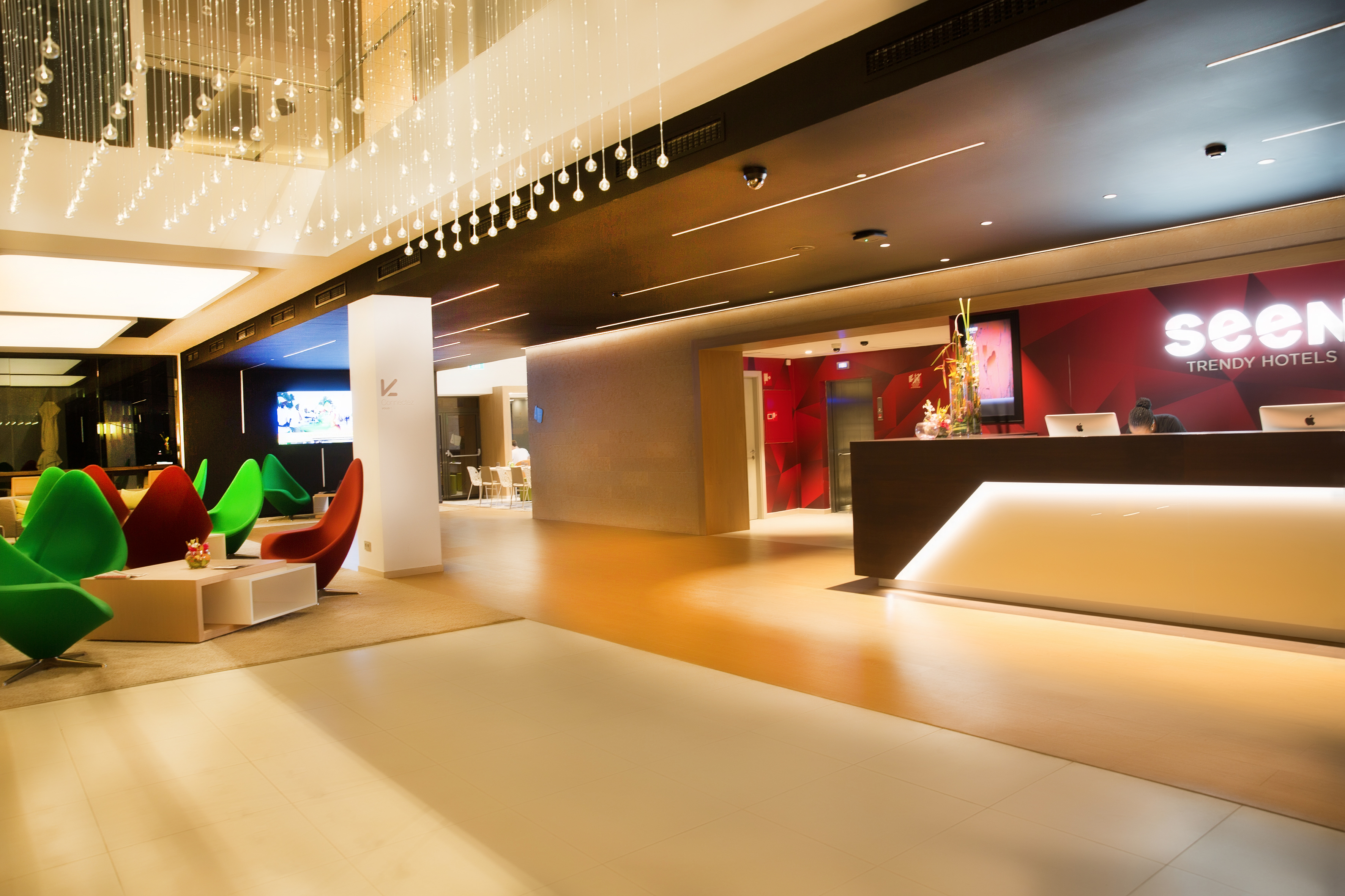 Seen Hotel Abidjan Plateau