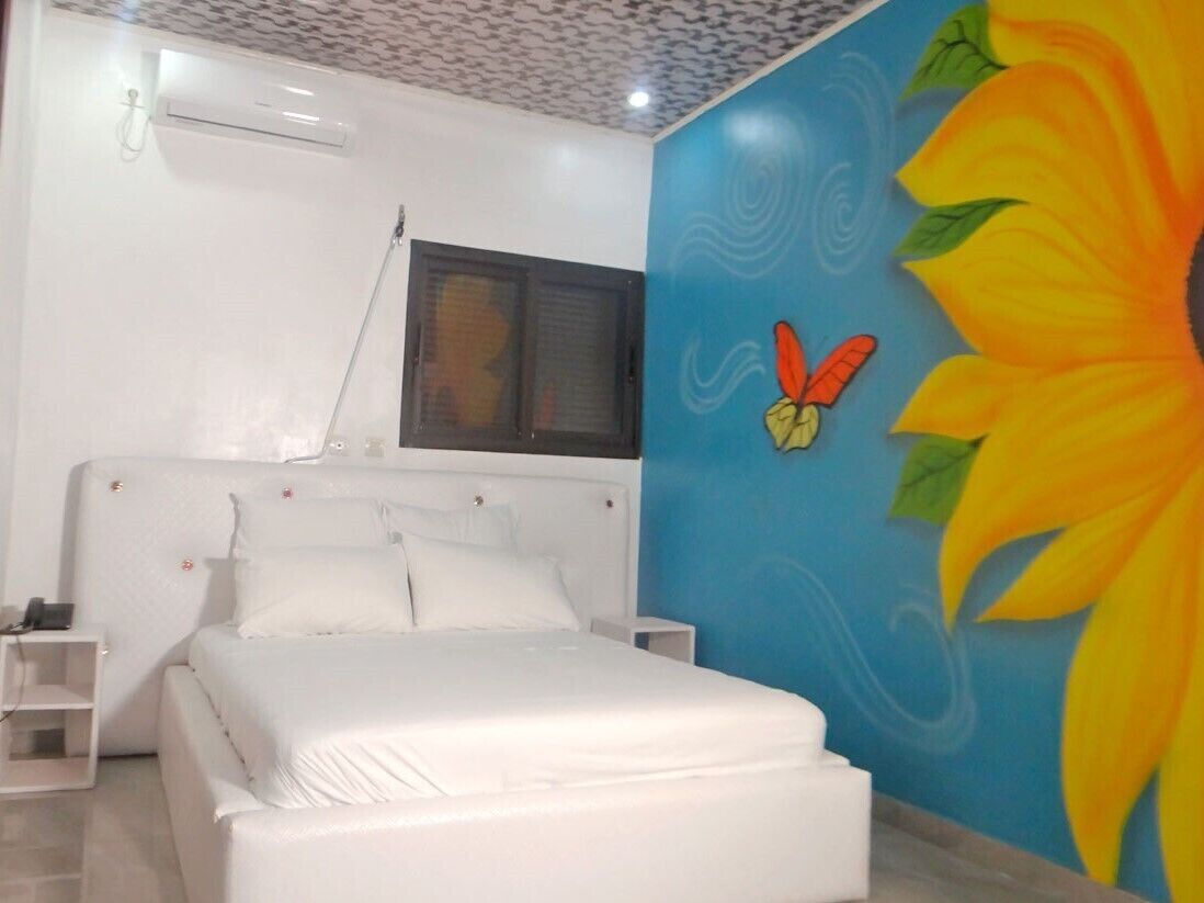 Apparthotel & Bar Restaurant Maelys