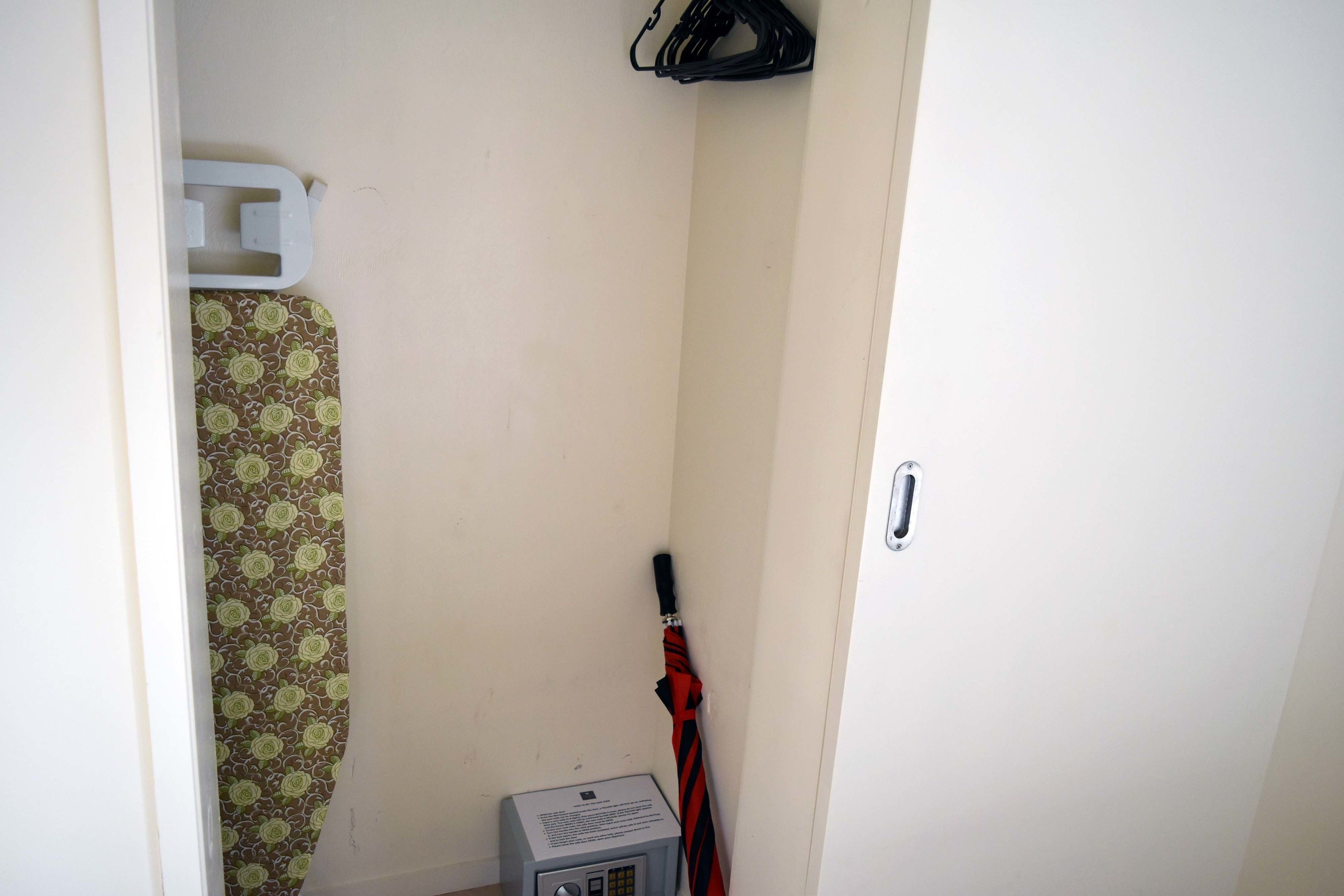 Coral Sands Apartments