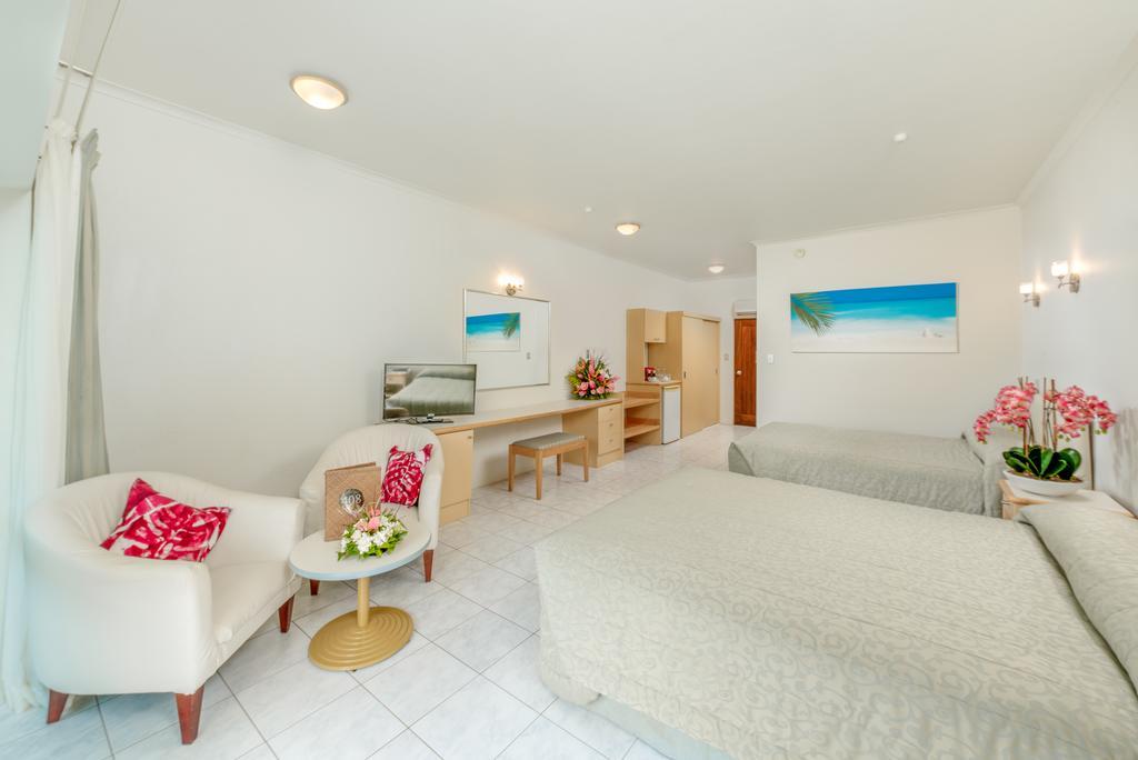 Muri Beach Club Hotel