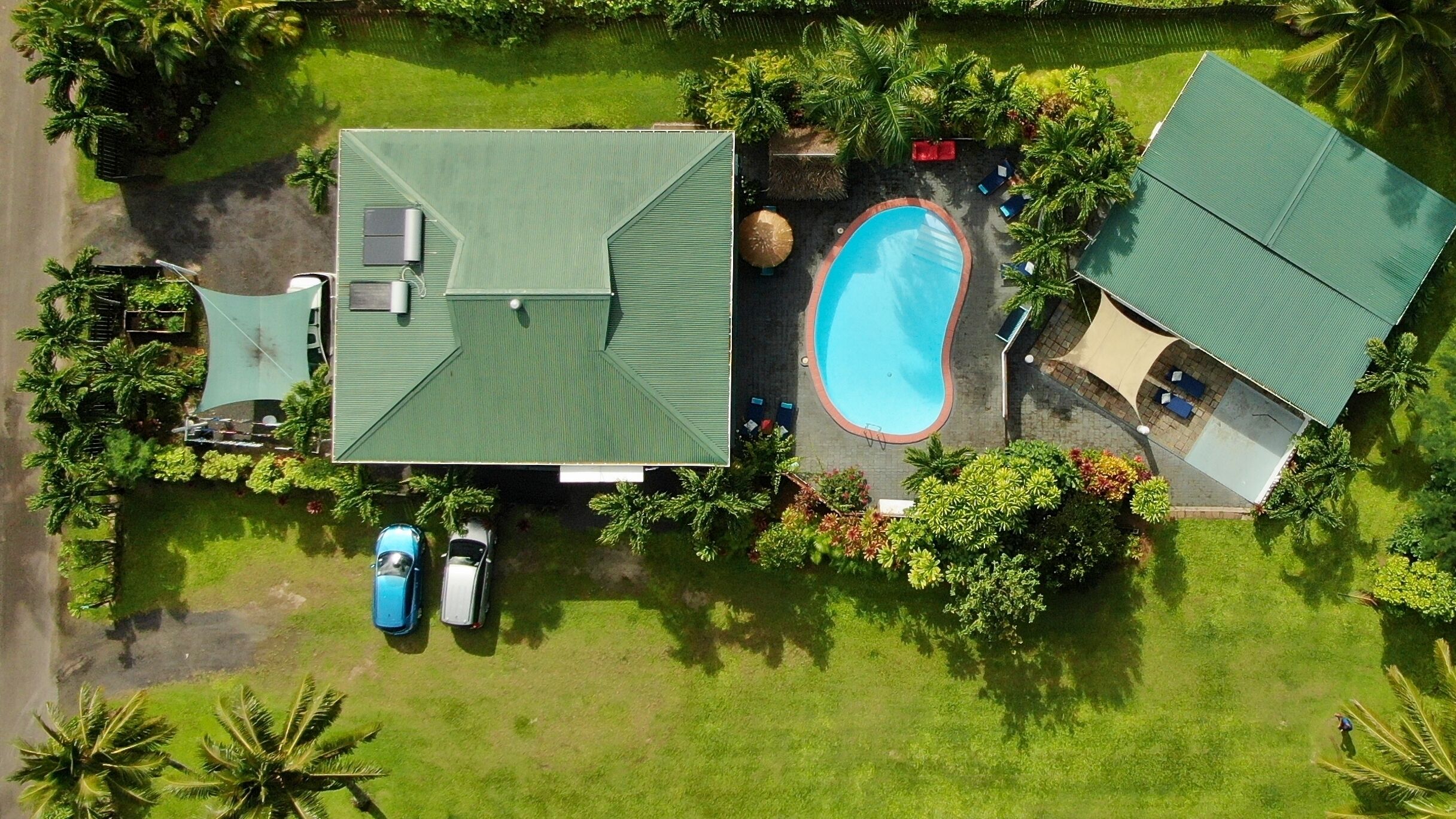 White House Apartments