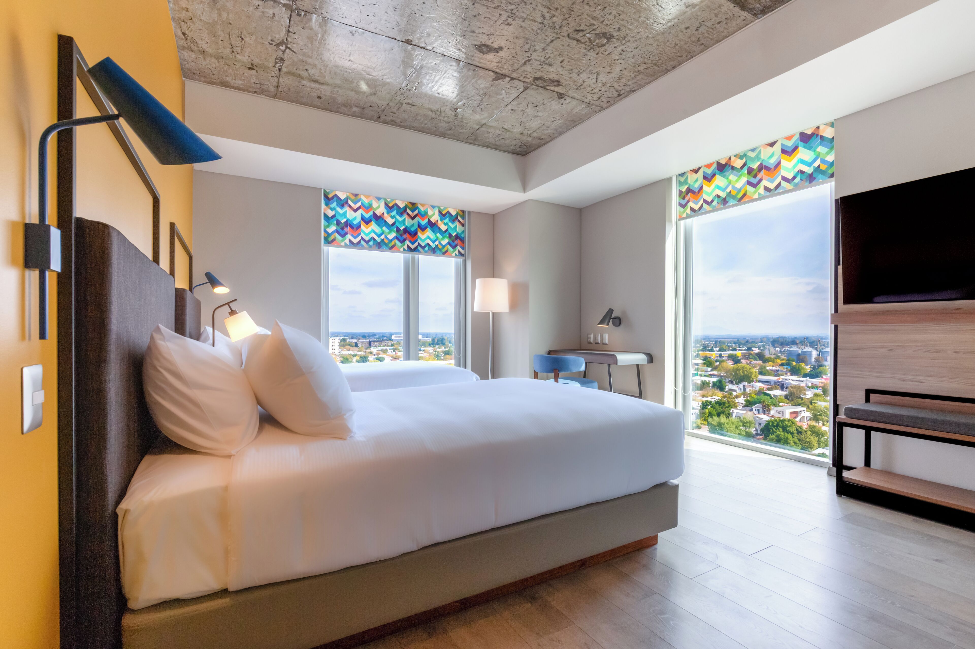 Tru by Hilton Chillan Ferrat