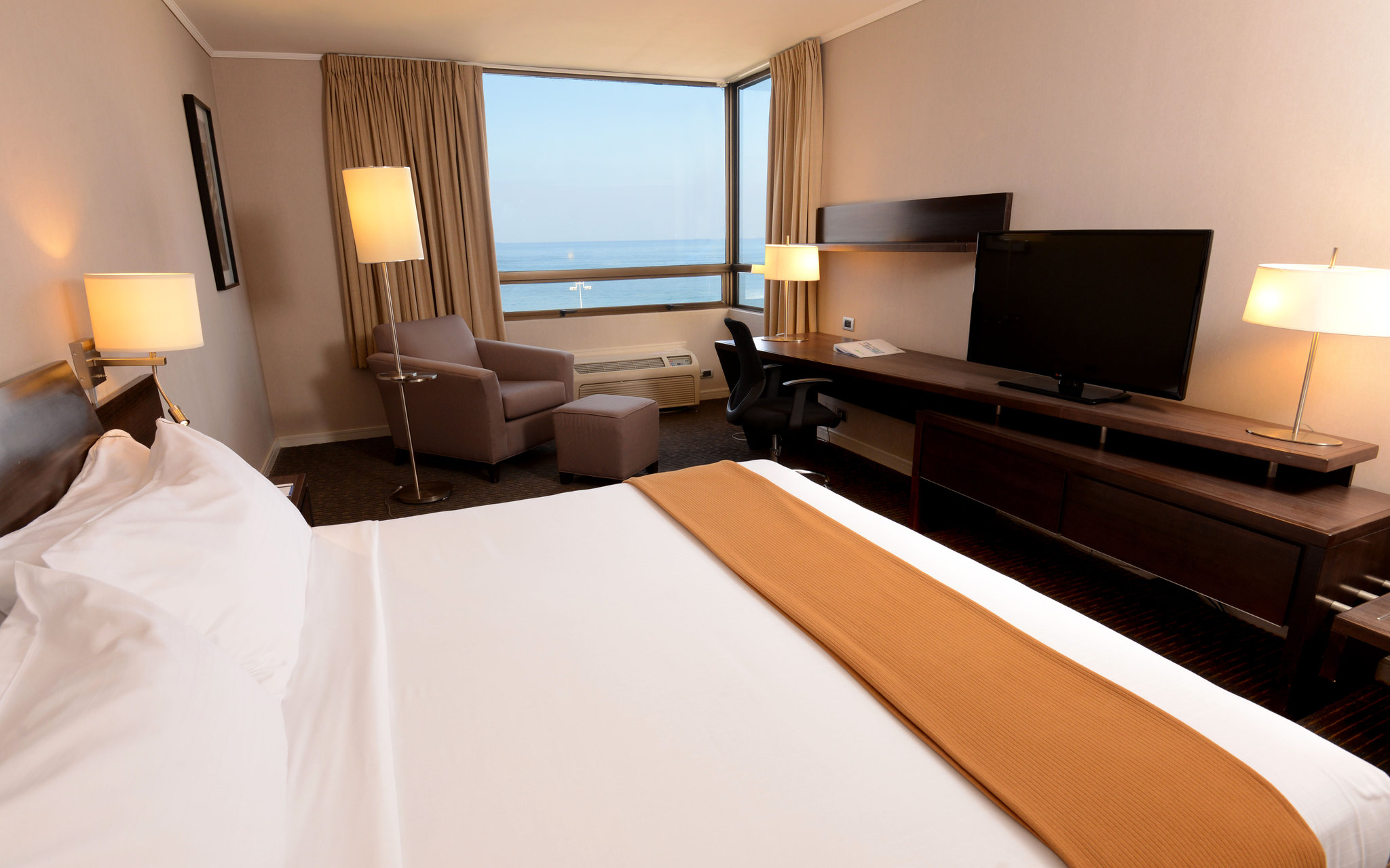 Holiday Inn Express Iquique