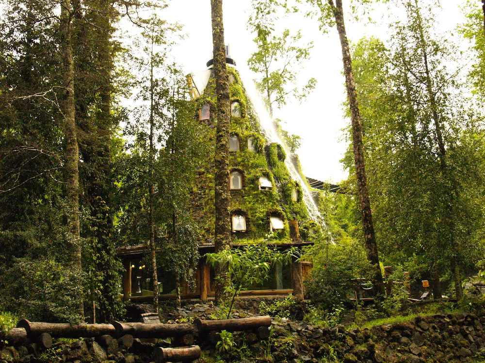 Hotel Montana Magica