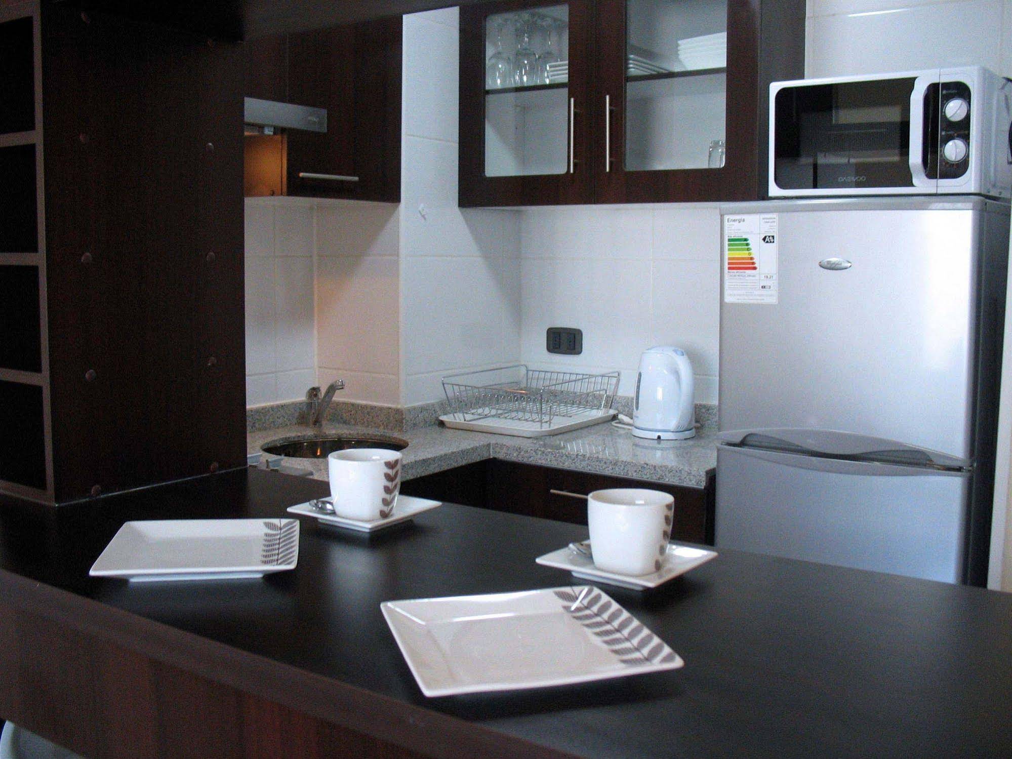 AMS Apartments Monjitas