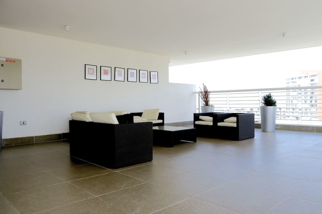 Carmelitas Contemporary II