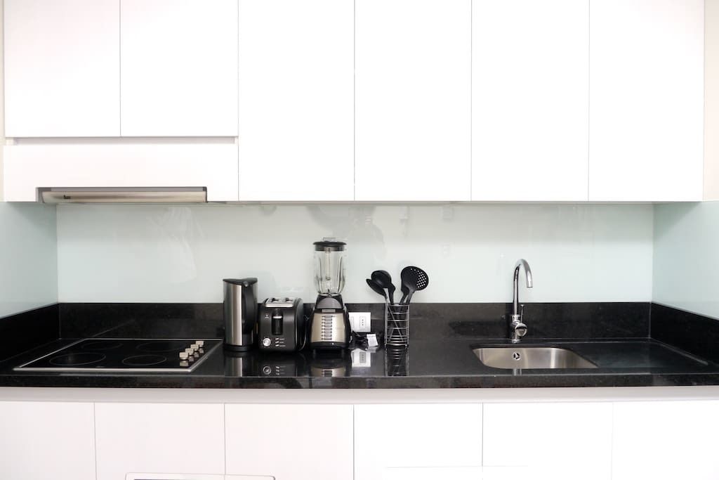 Carmelitas Contemporary II