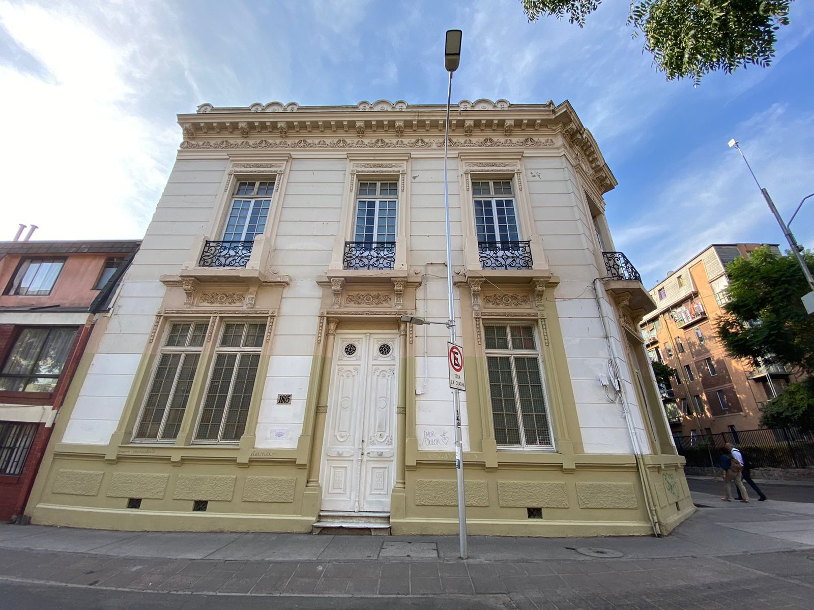Casa Marina Huerfanos