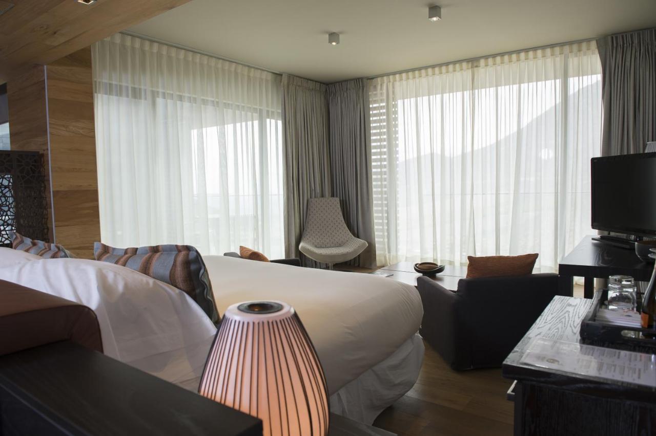 Enjoy Santiago Hotel del Valle