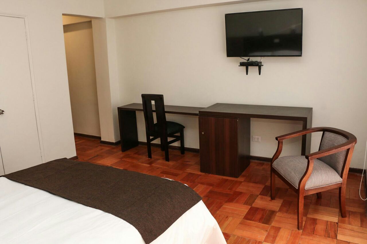 Hotel Plaza Ñunoa