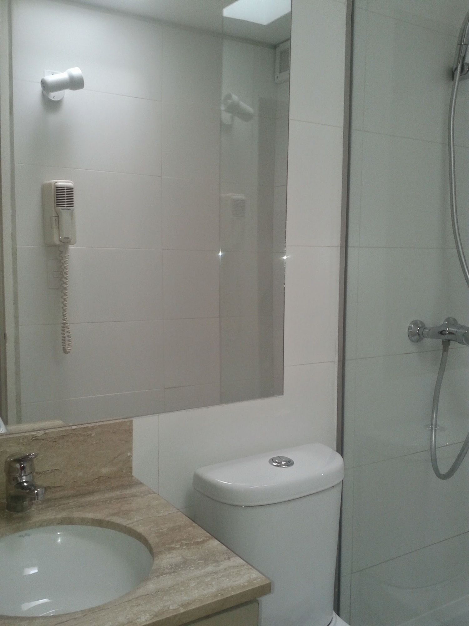 Rent A Home Parque Bustamante