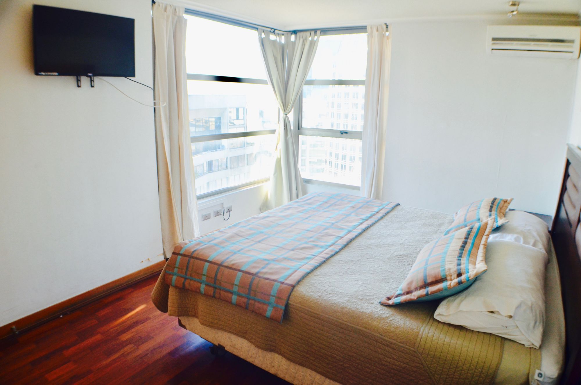Premium Capital Lyon Costanera