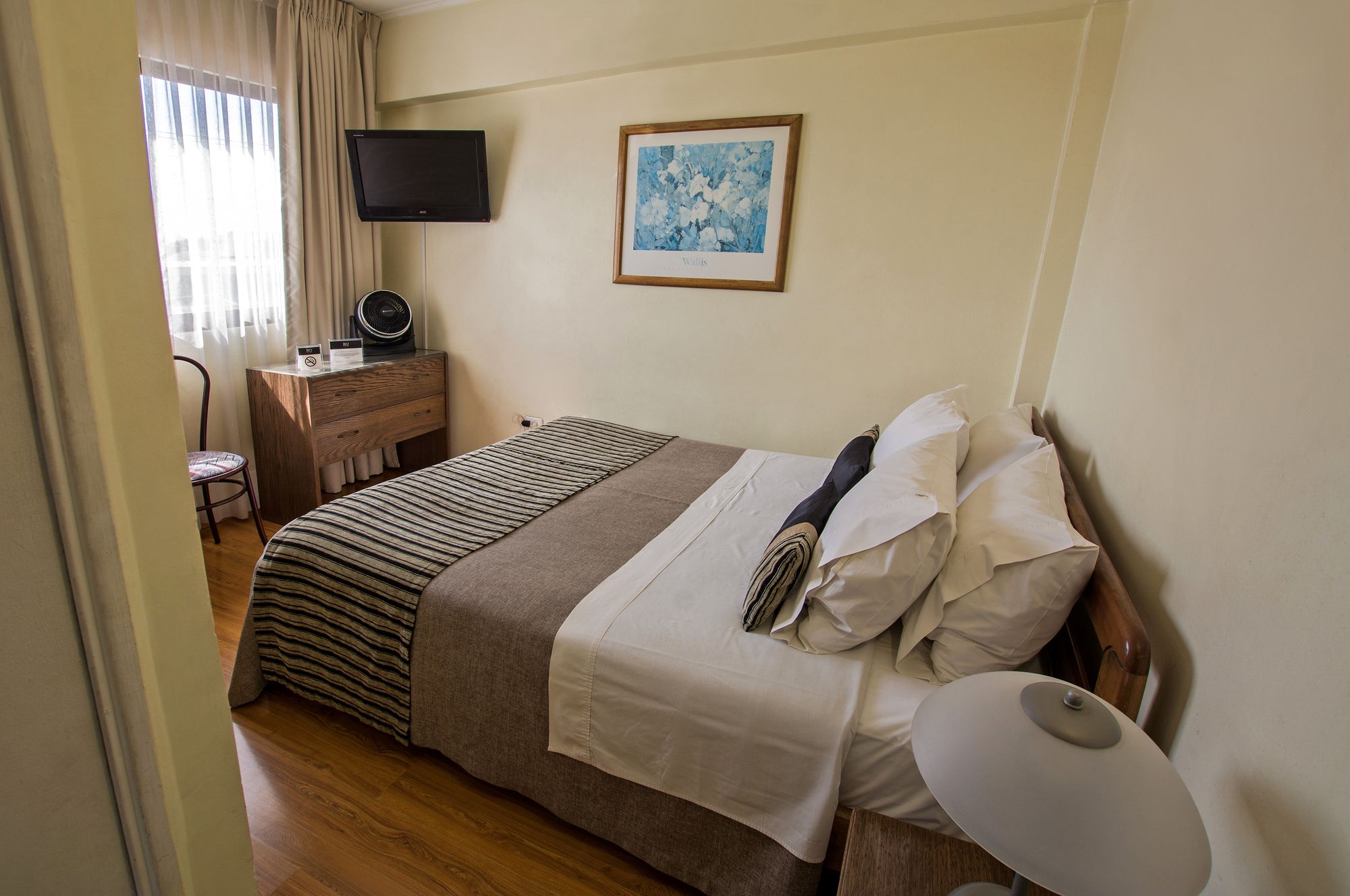 RQ Hotel Dacarlo