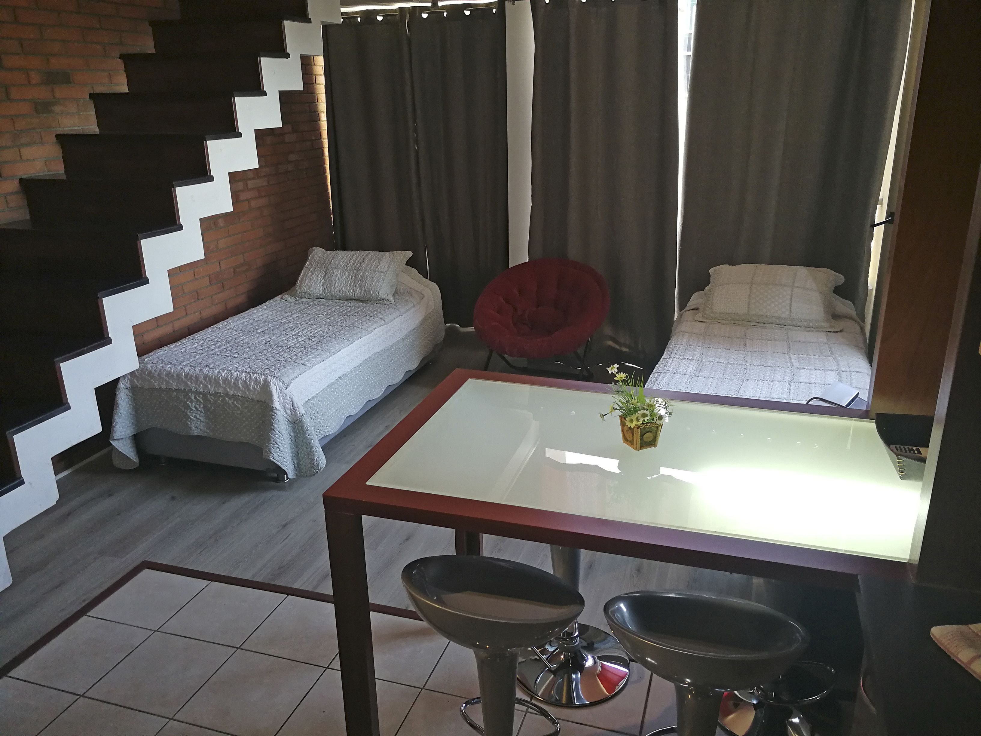 Santiago Town Suites
