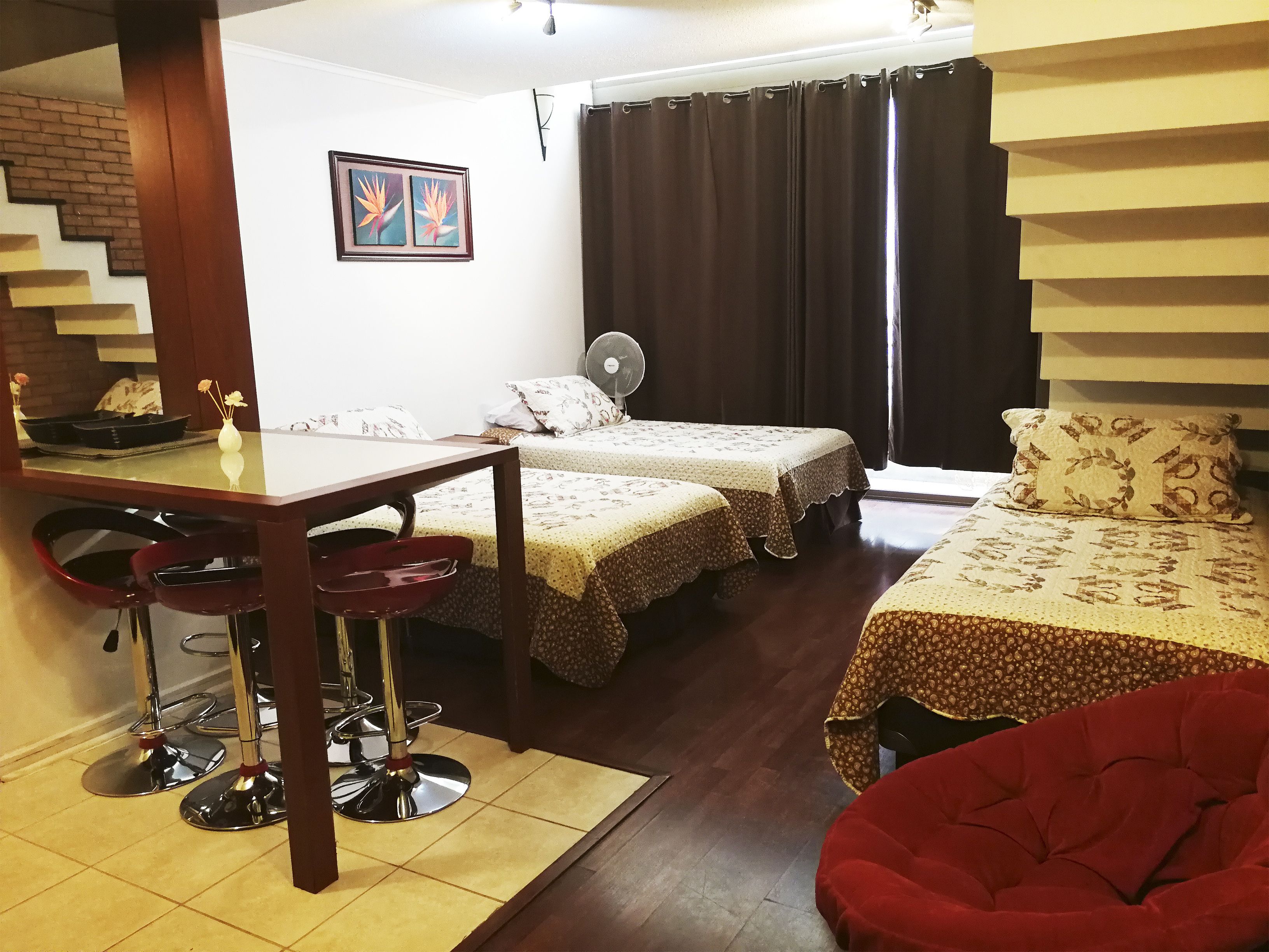 Santiago Town Suites
