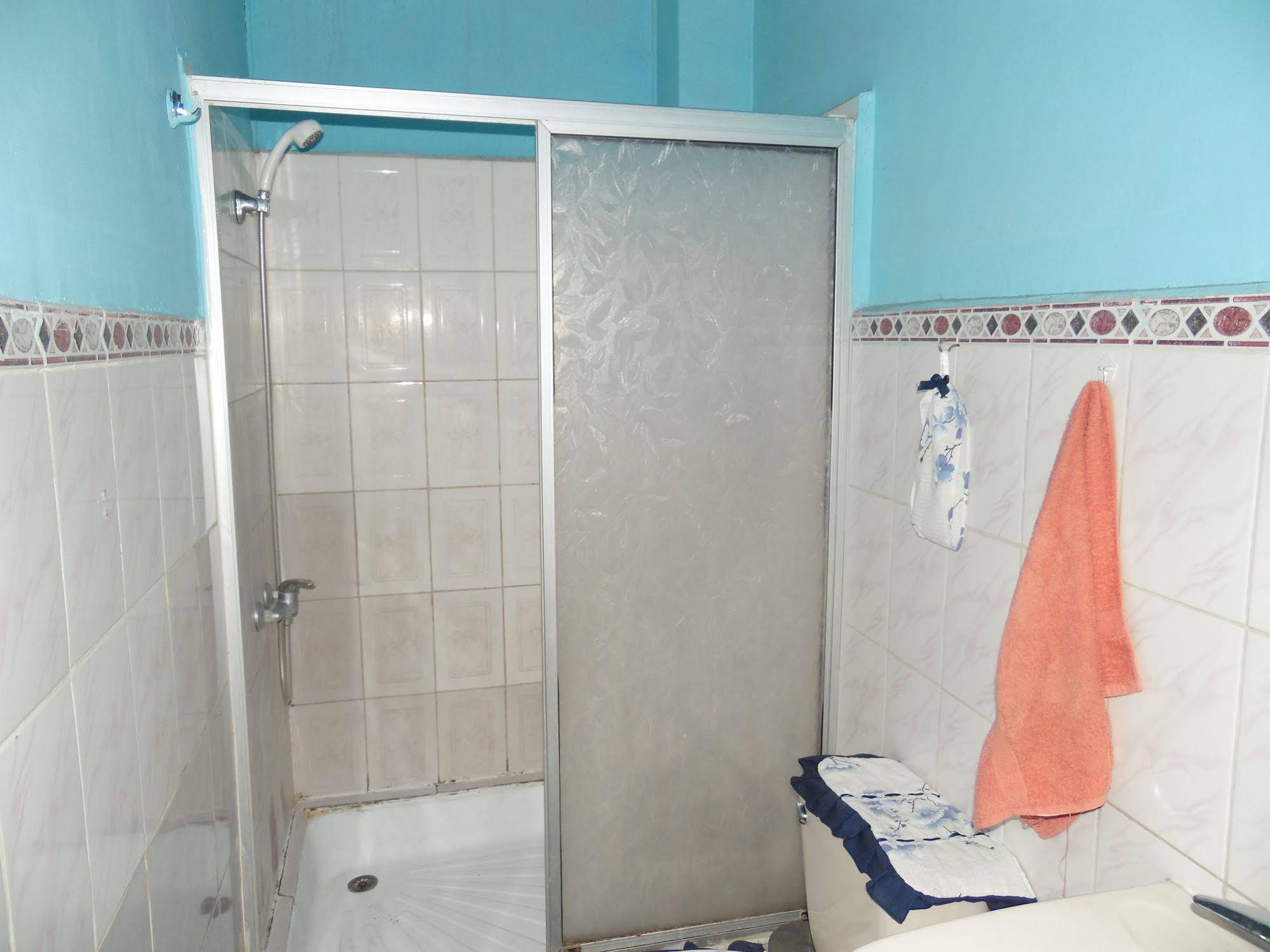 Hostal Tricontinental