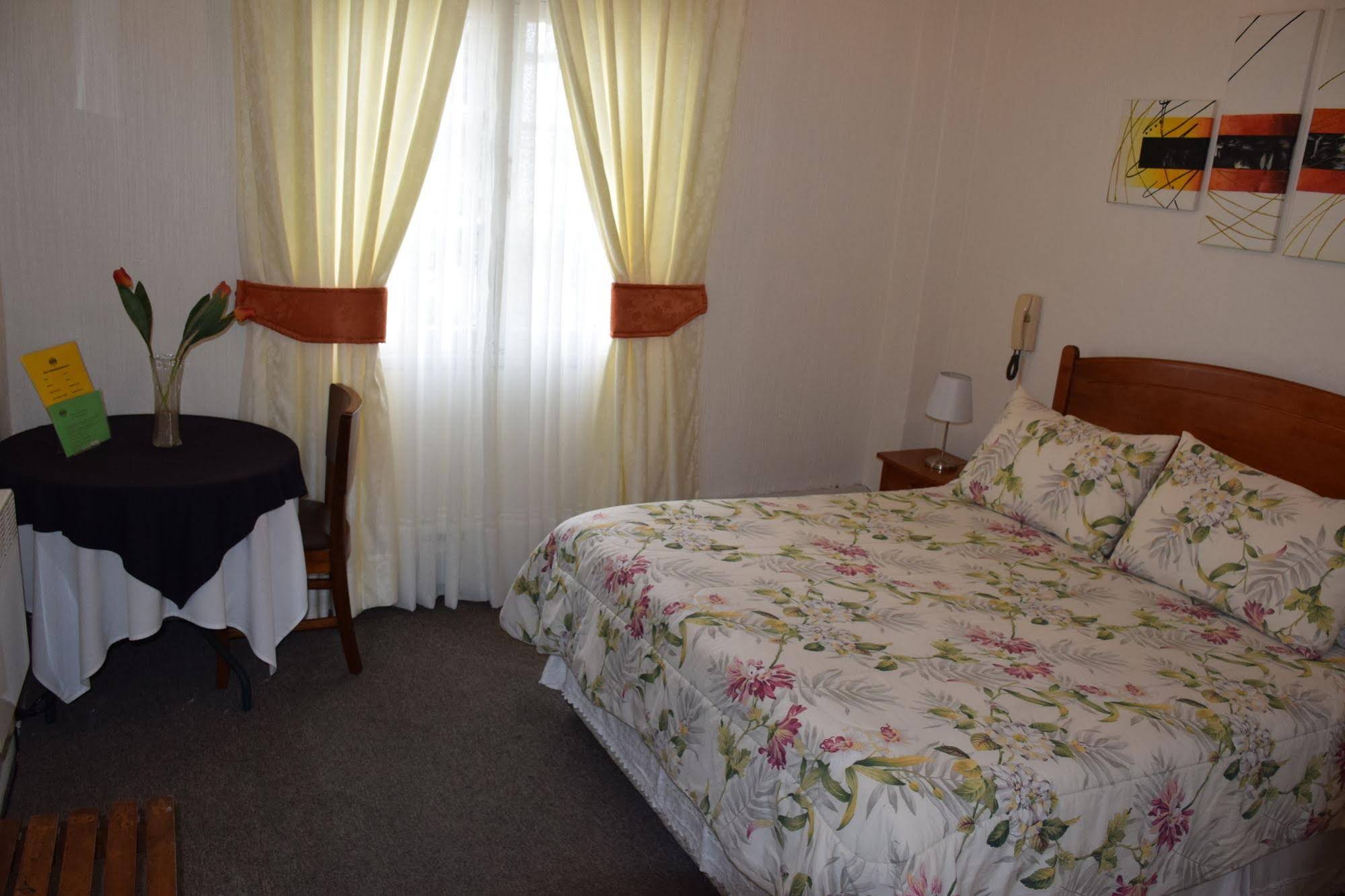 Hotel Hispano