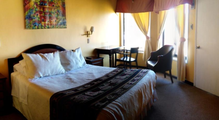 Hotel Puerto Mayor