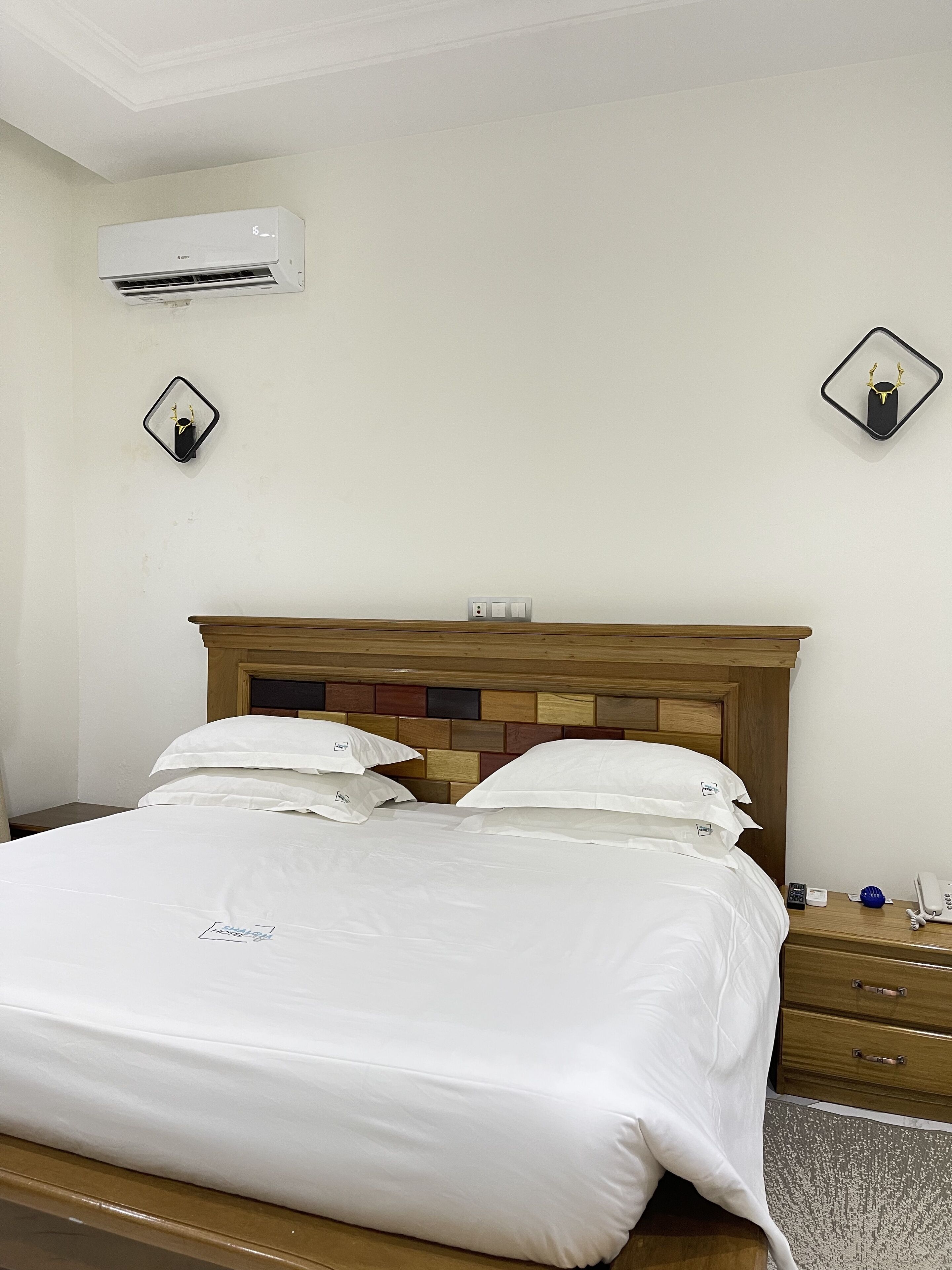 Shalom City Hotel