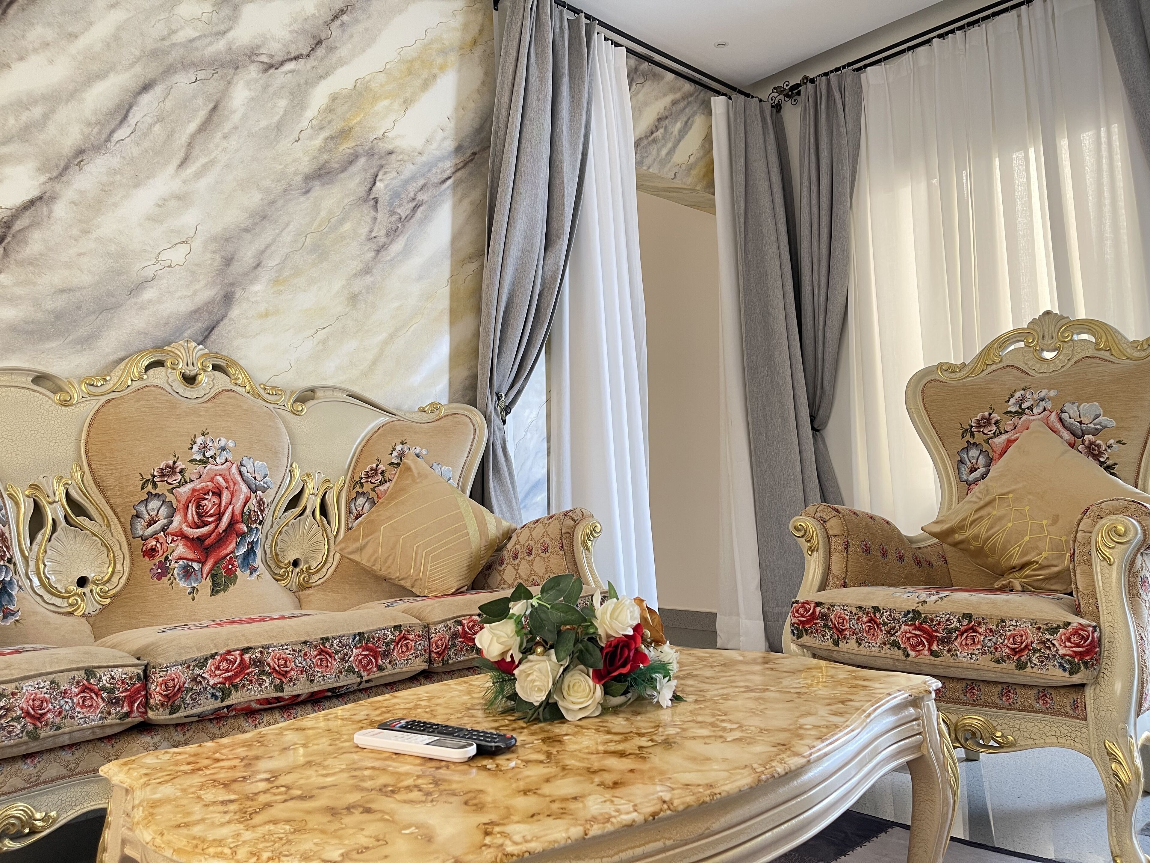 Shalom City Hotel