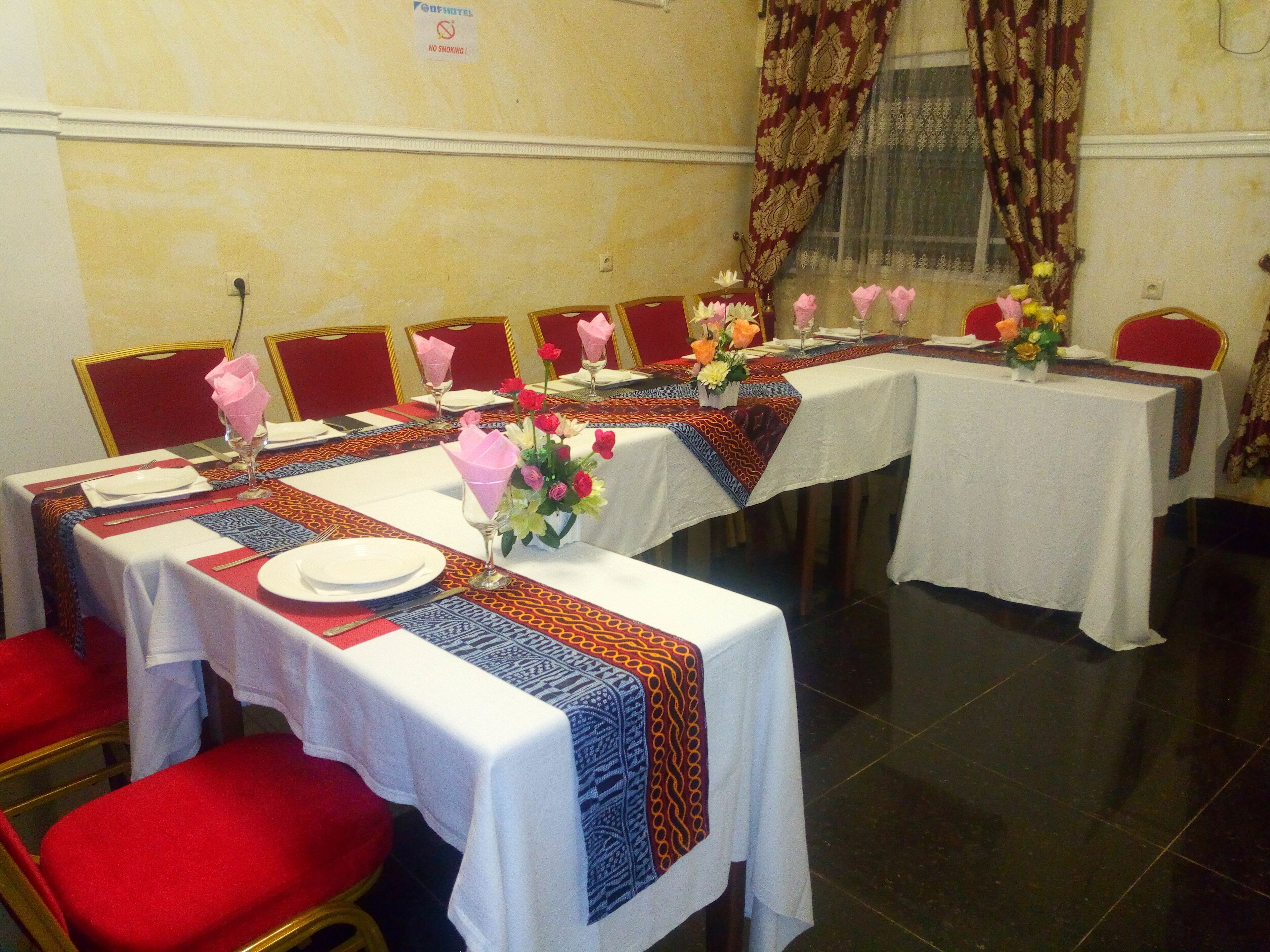 Df Hotel Plazza