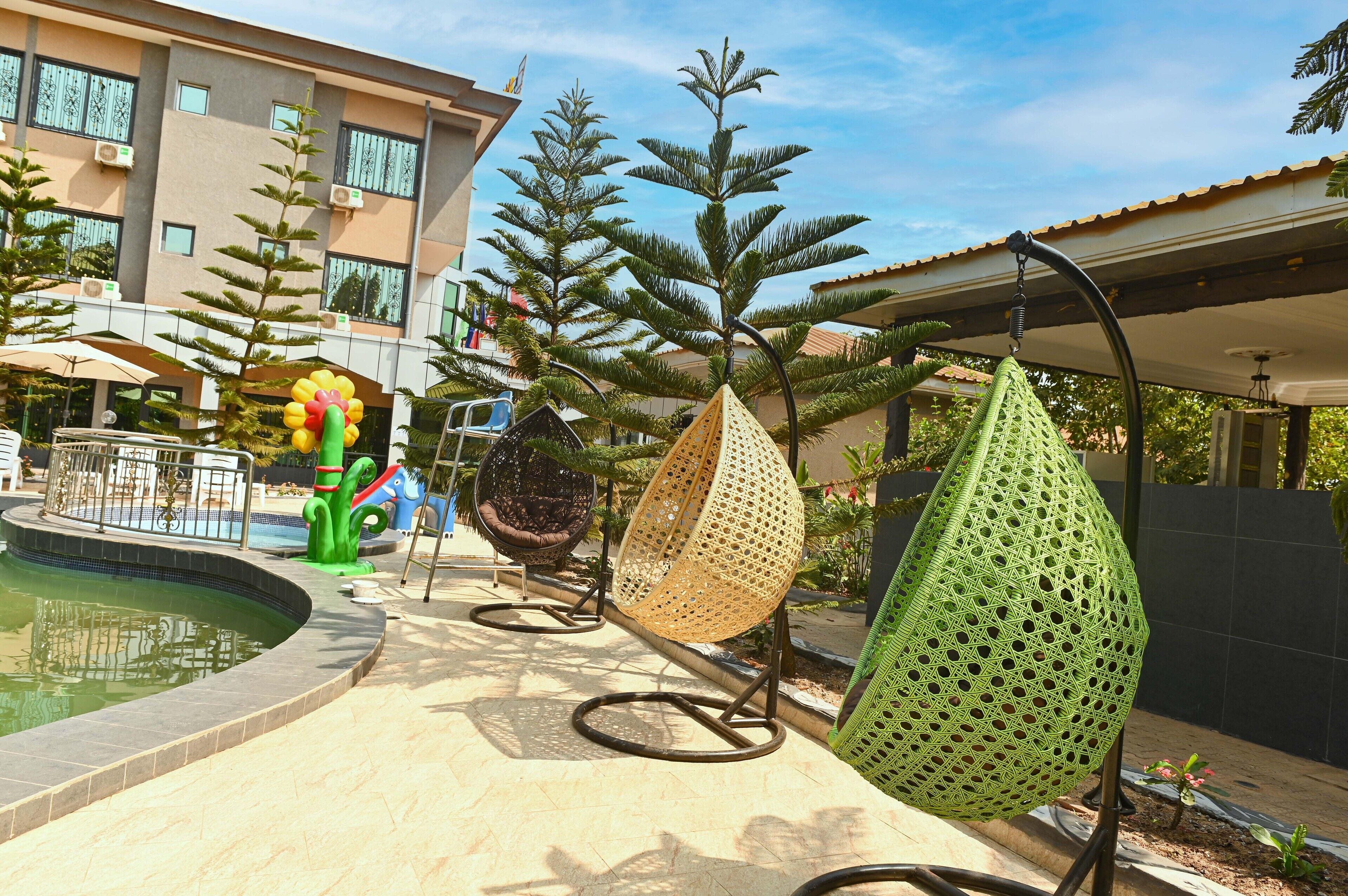 Welcome Garden's Hotel