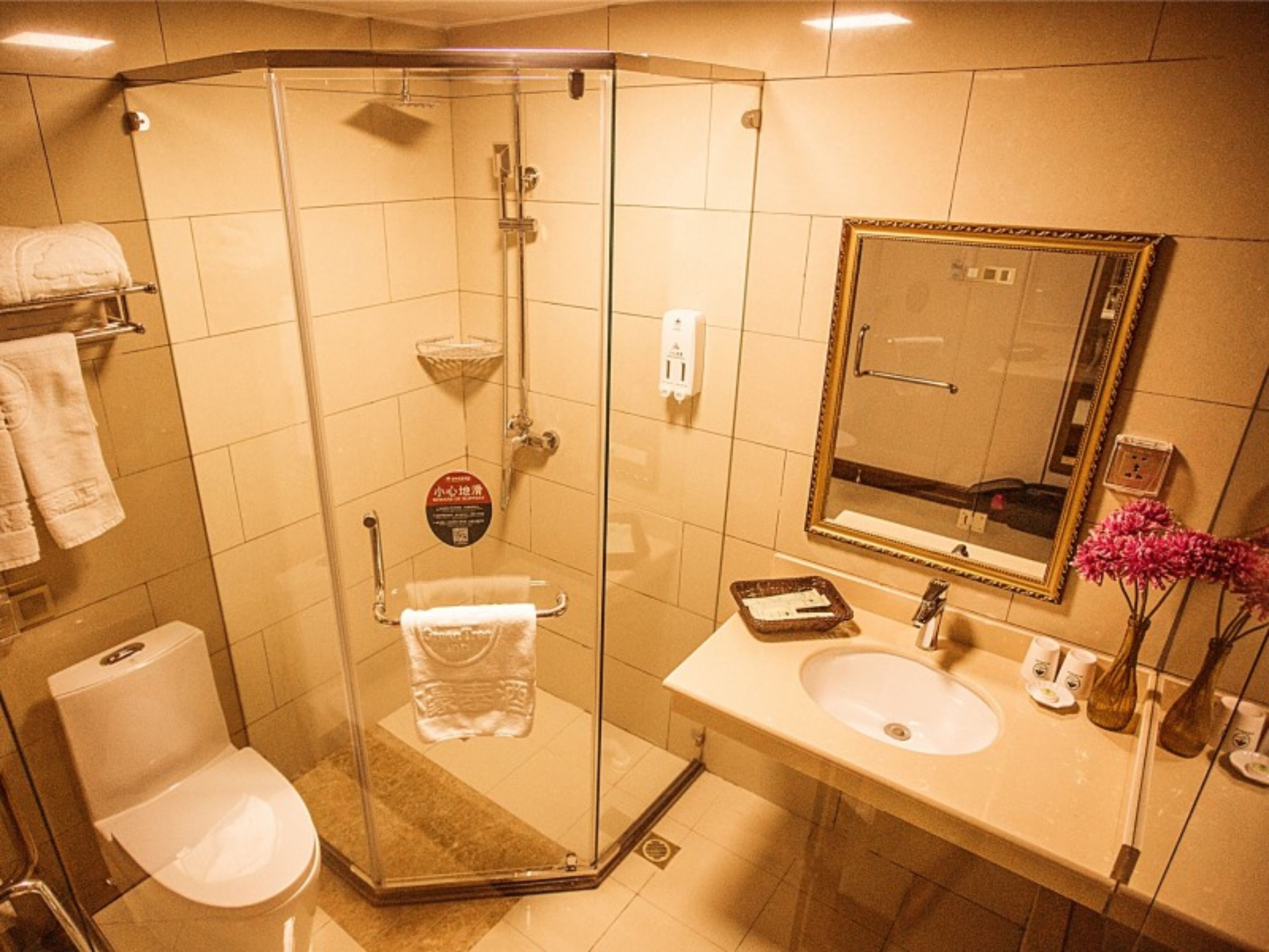 GreenTree Inn Xi'an Greater Wild Goose Pagoda Furong Garden Sleepless City Business Hotel