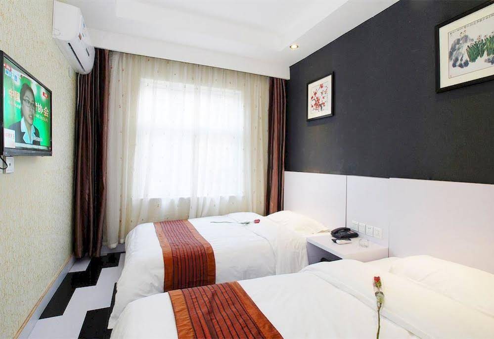 Guxiang Runtu Business Hotel