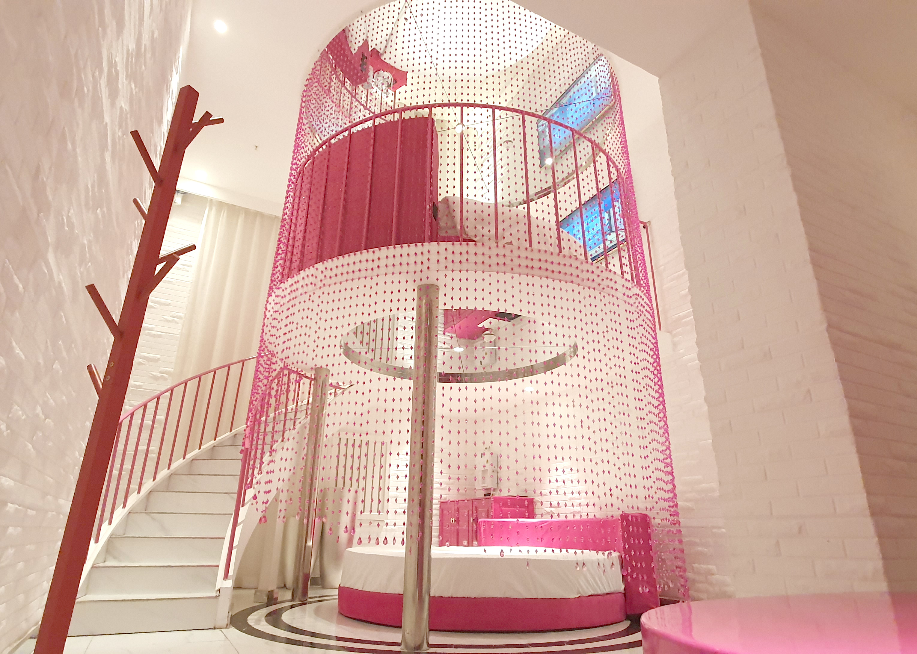 Meet Theme Smart Hotel