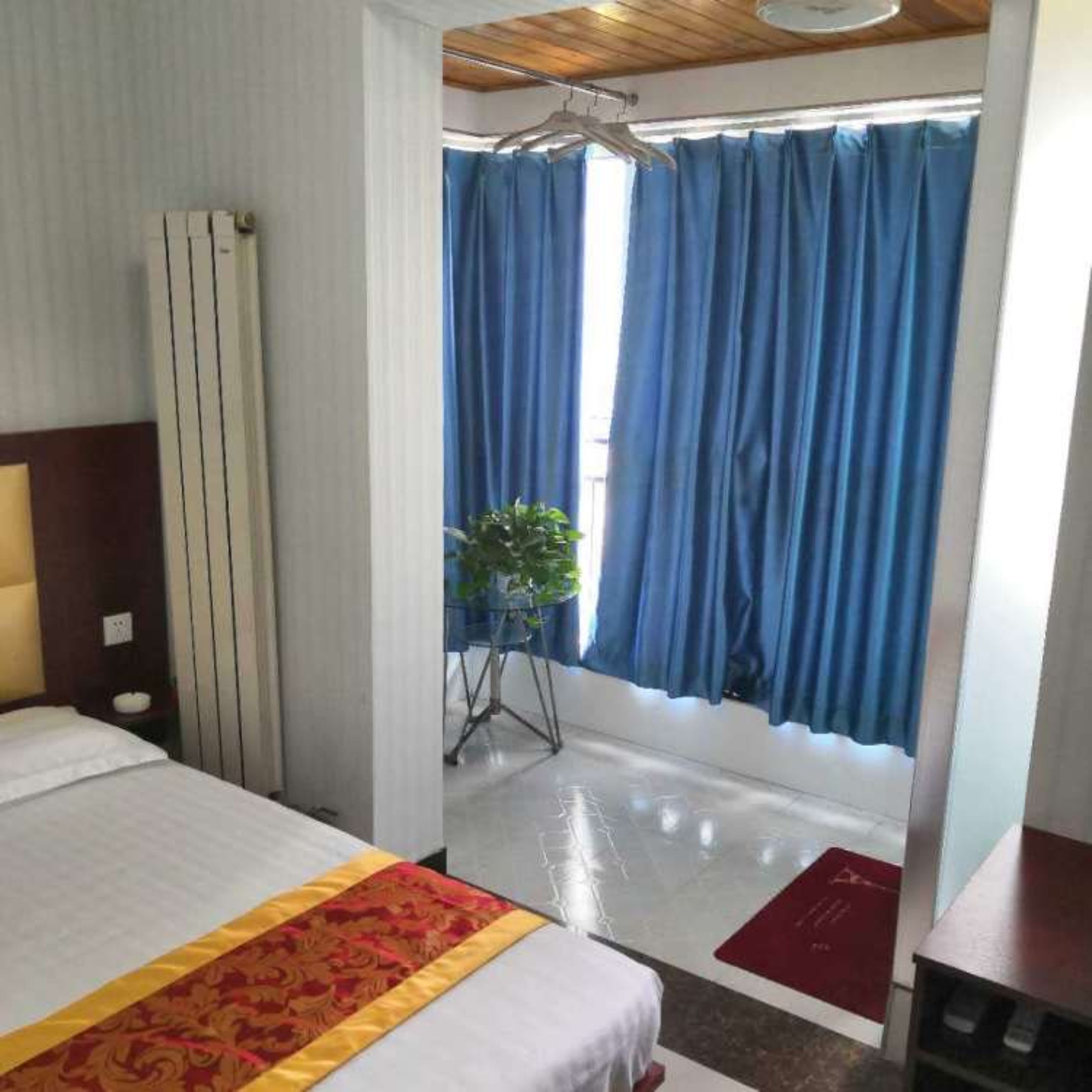 Xi'an Sweet Harbor Apartment Hotel