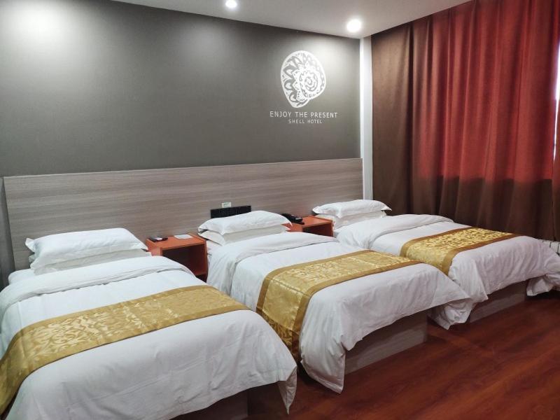 Shell Xinzhou Xinfu District Railwat Station Hotel