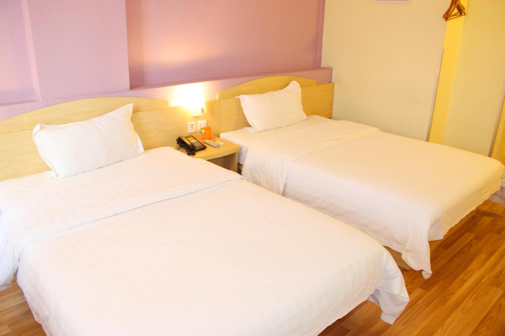 7Days Inn Zhengzhou Jinshui Road Zijingshan Subway Station