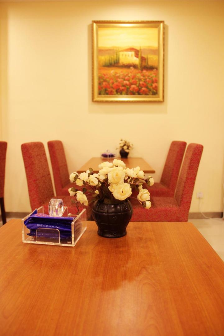 Hanting Hotels (Zhengzhou Two Seven Squa