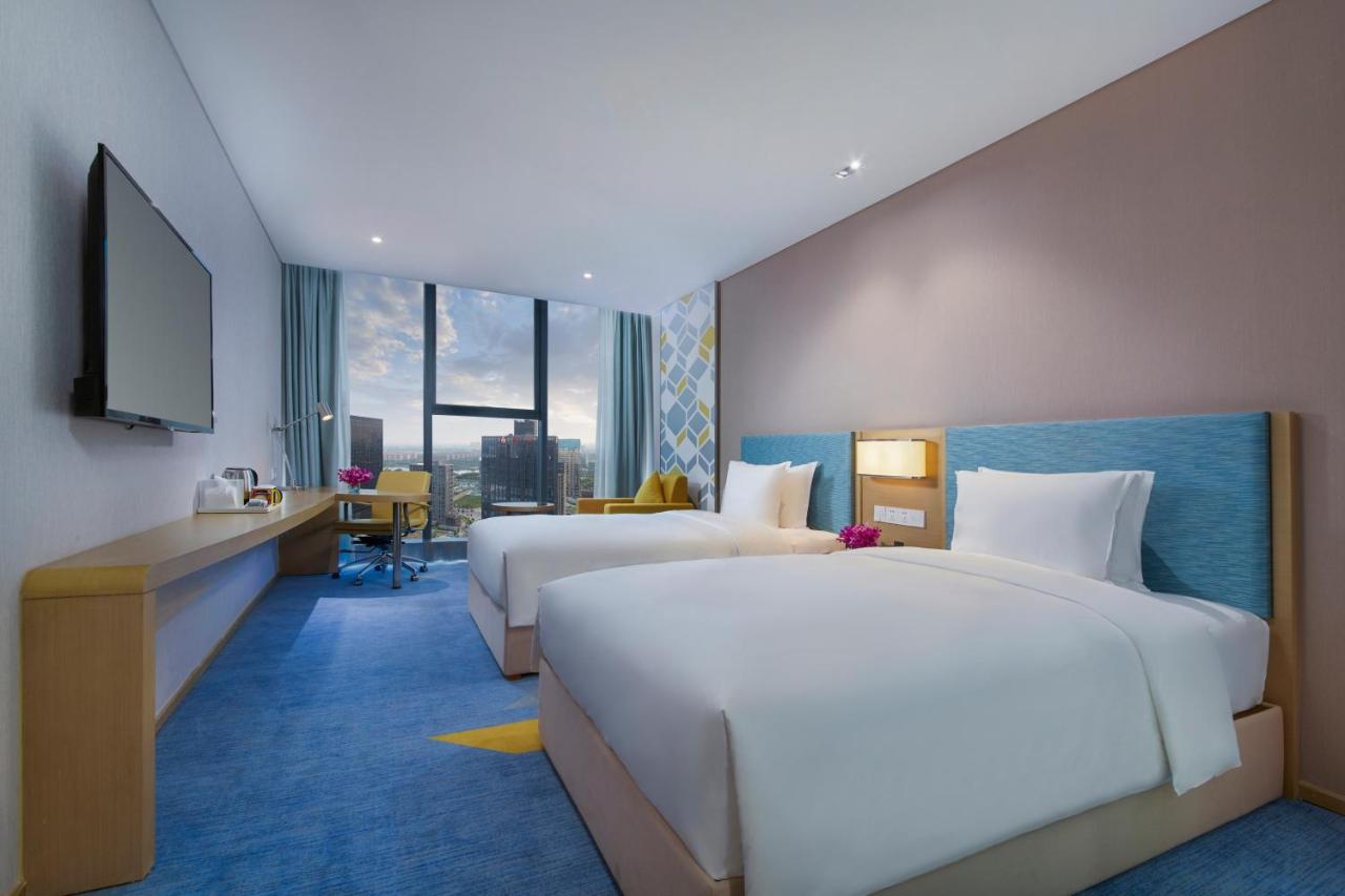 Holiday Inn Express Zhengzhou Longzi Lake