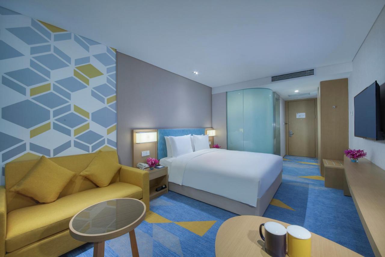 Holiday Inn Express Zhengzhou Longzi Lake