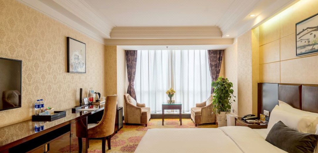 Lvcheng Zhongzhou International Hotel