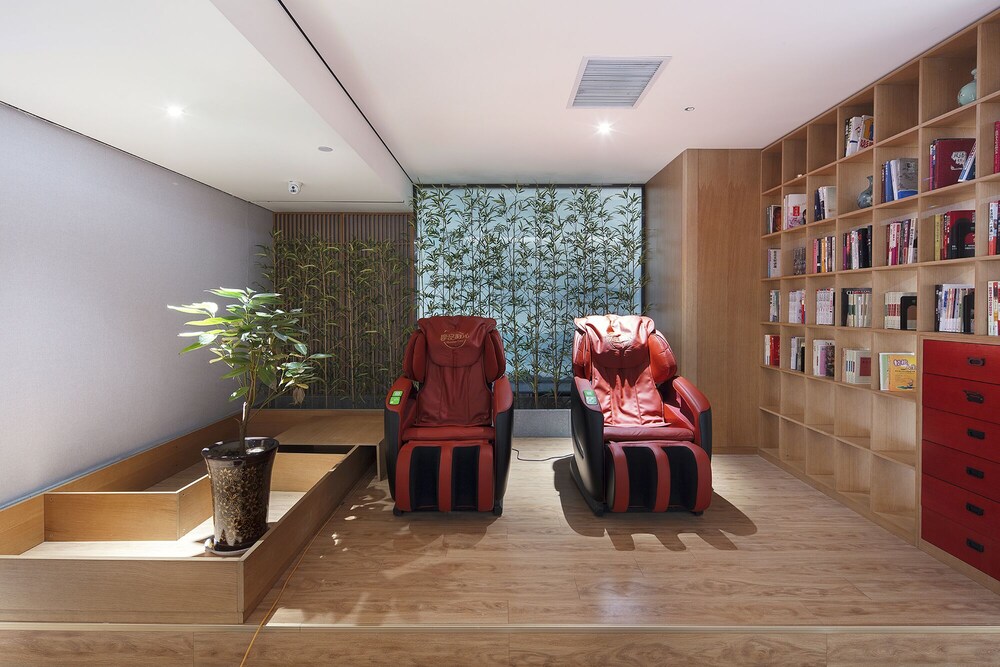 Qianna Baihe Boutique Hotel
