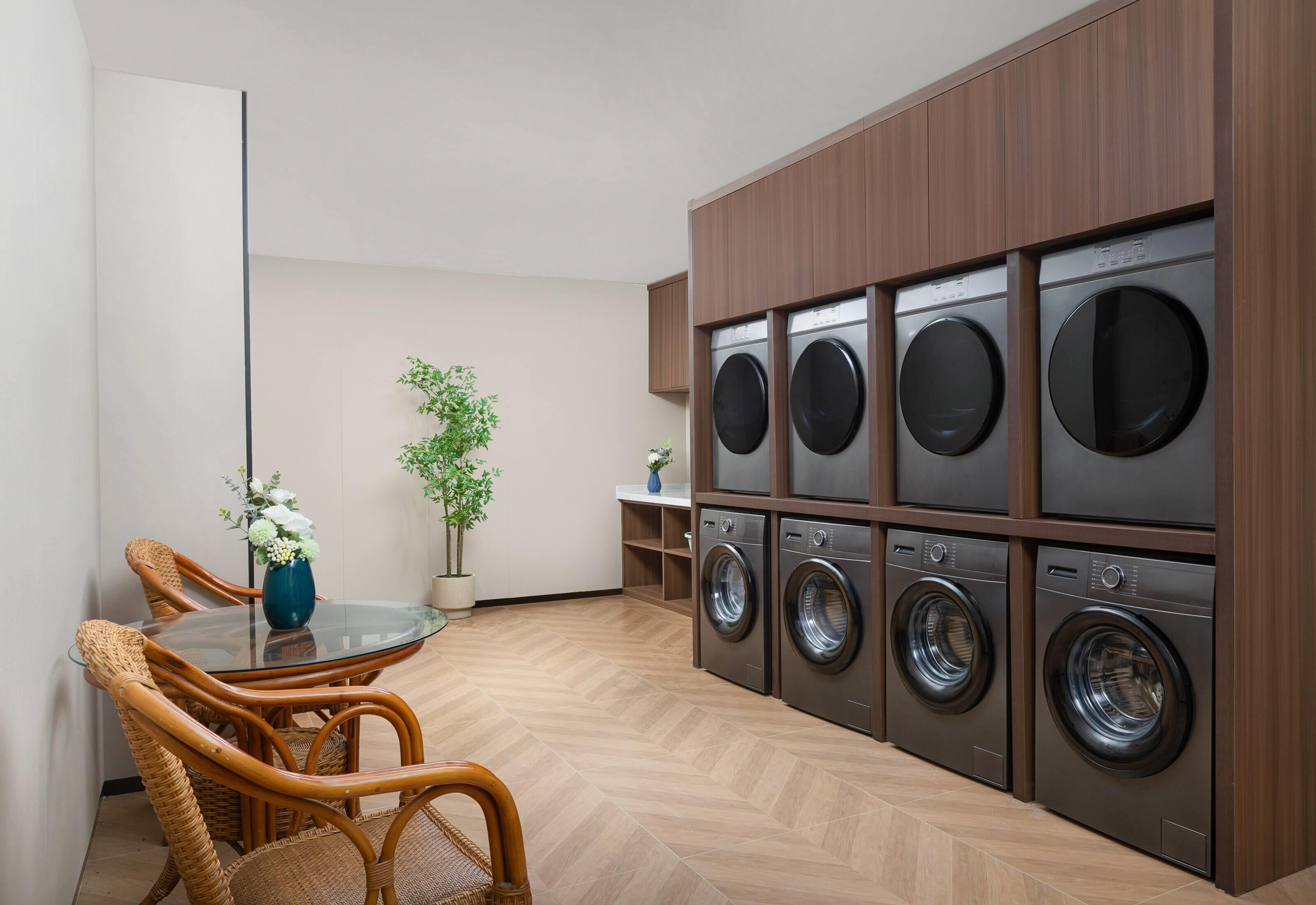 Days Hotel by Wyndham Hefei Huaihe Road Walking Street