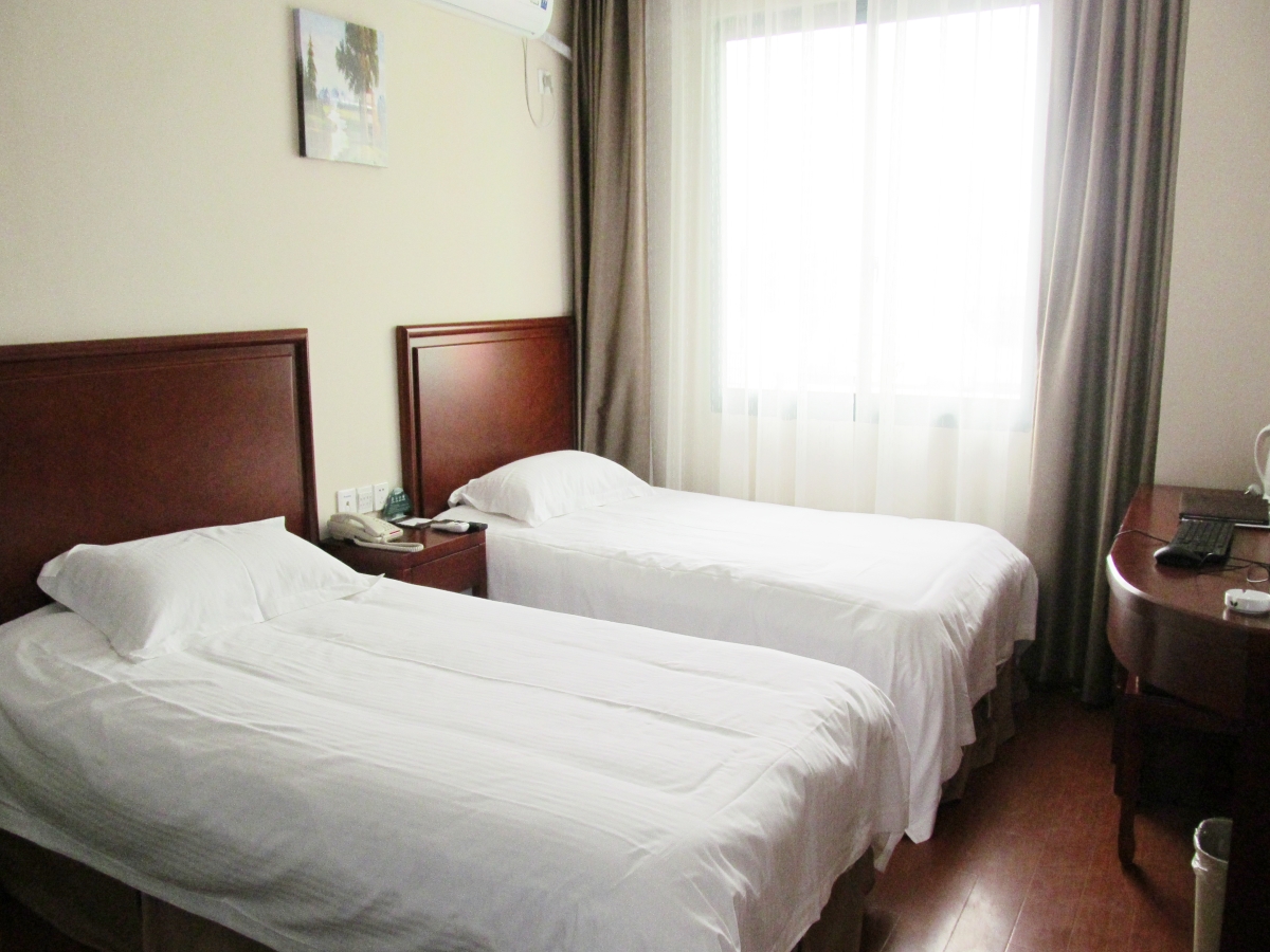 GreenTree Inn Hefei Railway Station Shell Hotel