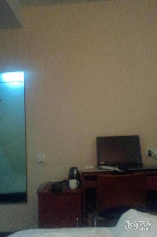 Hefei Huijiangyuan Hotel