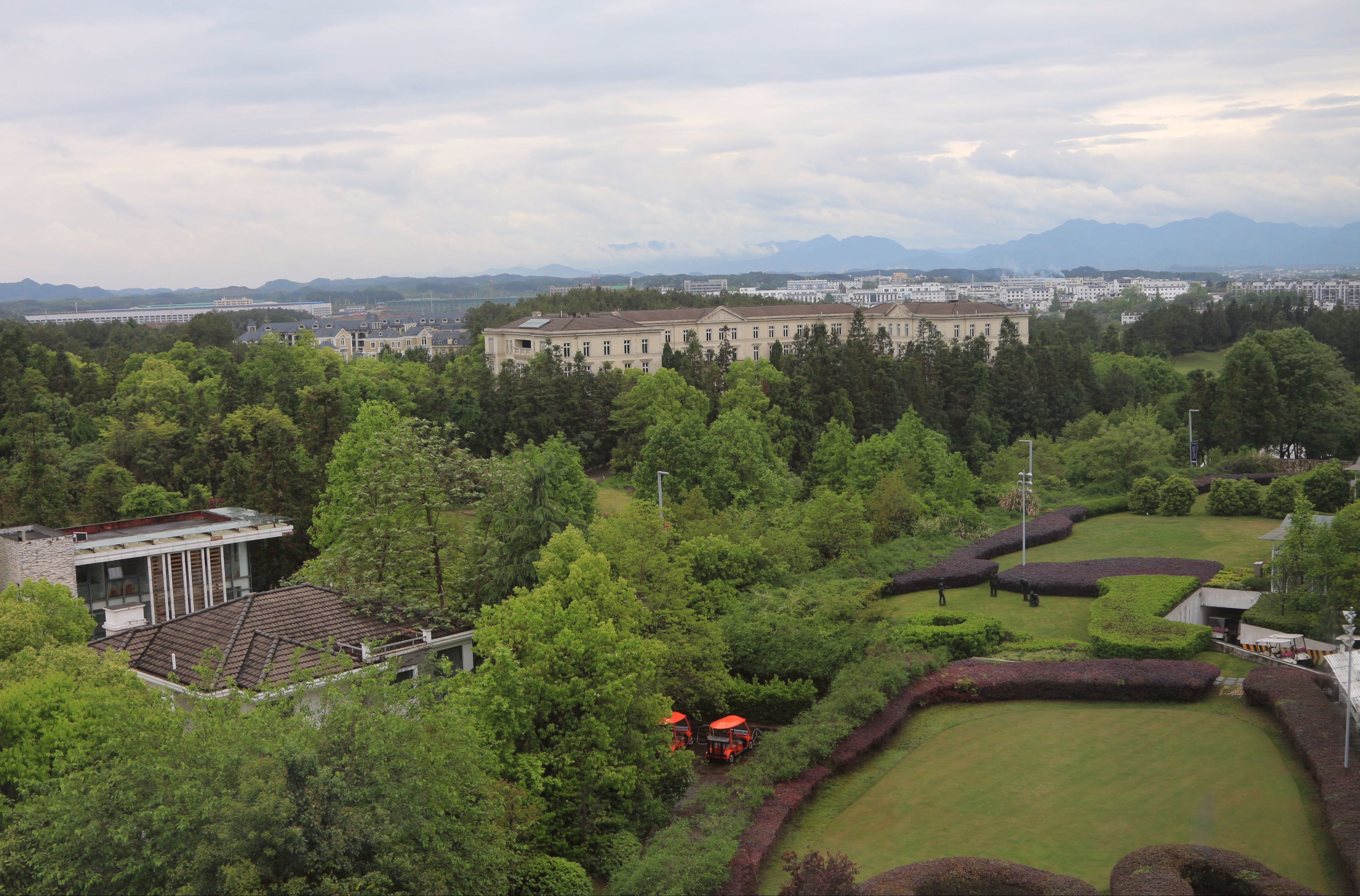 Huangshan Four Seasons Junsheng Hotel