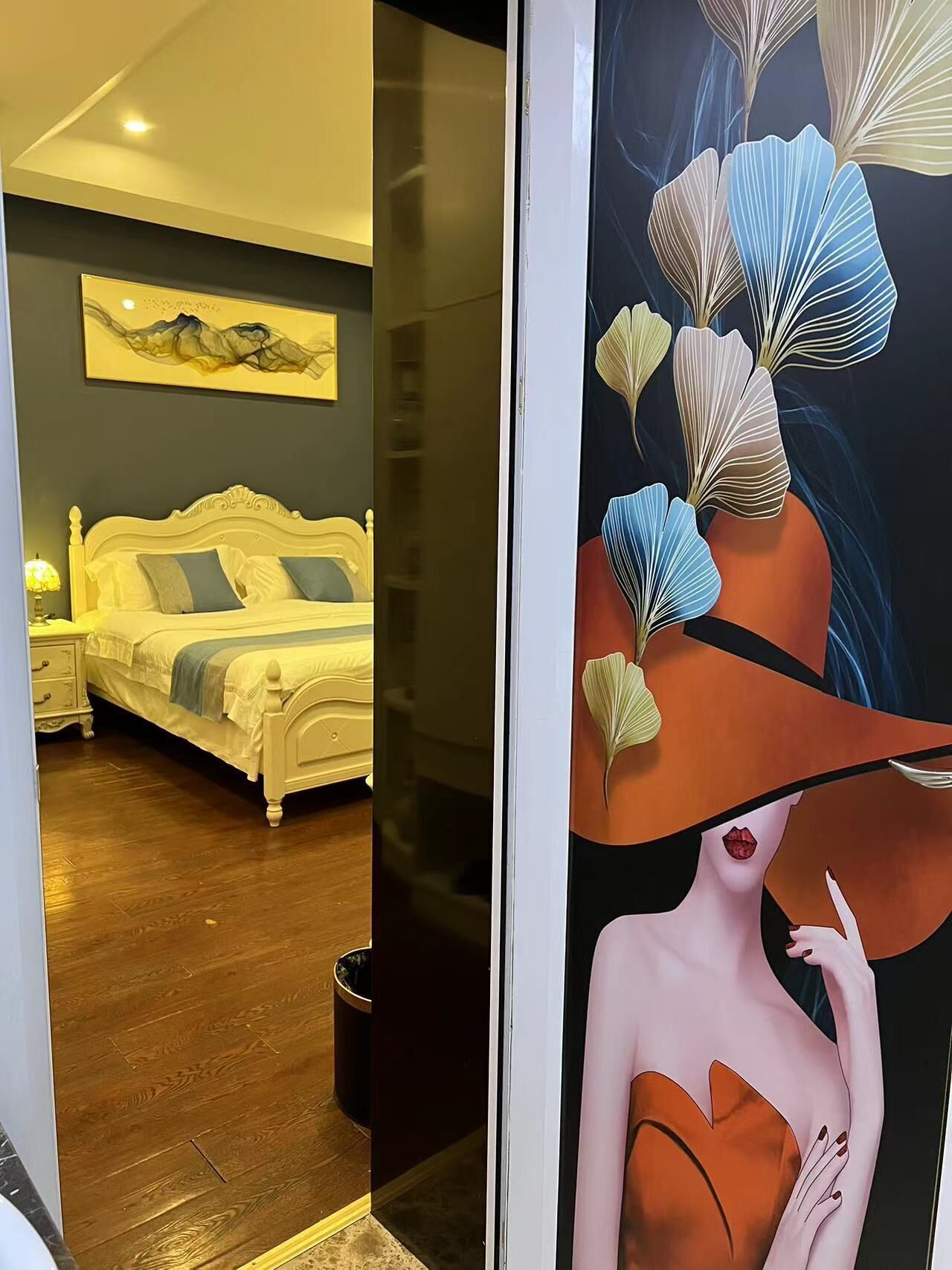 Wesley Rosegarden Lushan