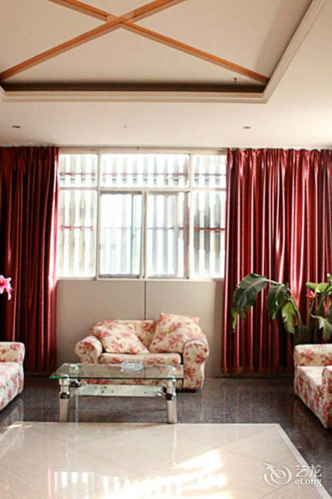 Ma'anshan Qingmu Hotel - Yushan East Road