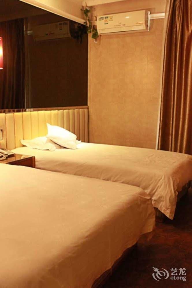 Qingmu Hotel (Ma'anshan Yushan West Road Branch)