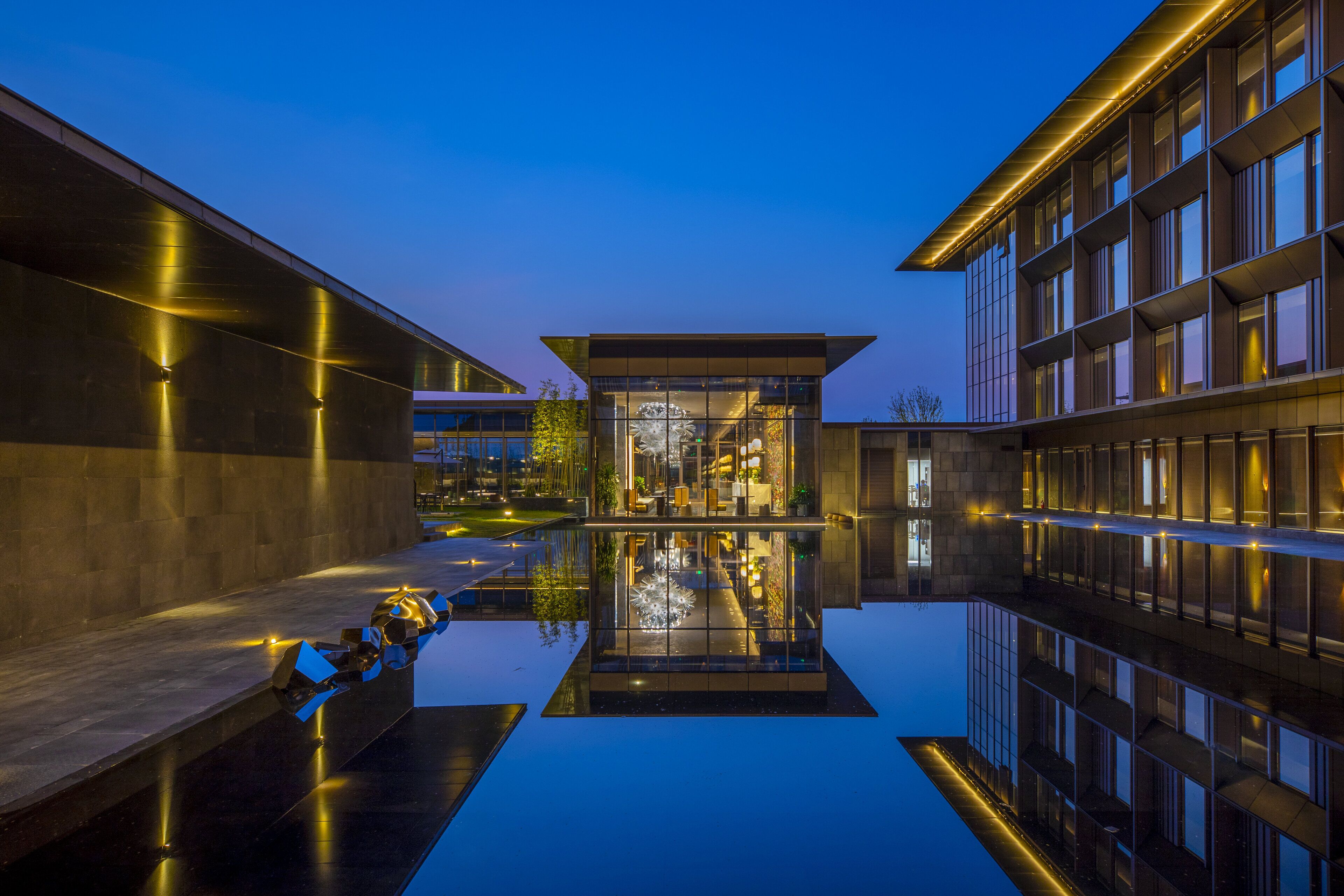 Indigo Suzhou Yangcheng Lake, An Ihg Hotel